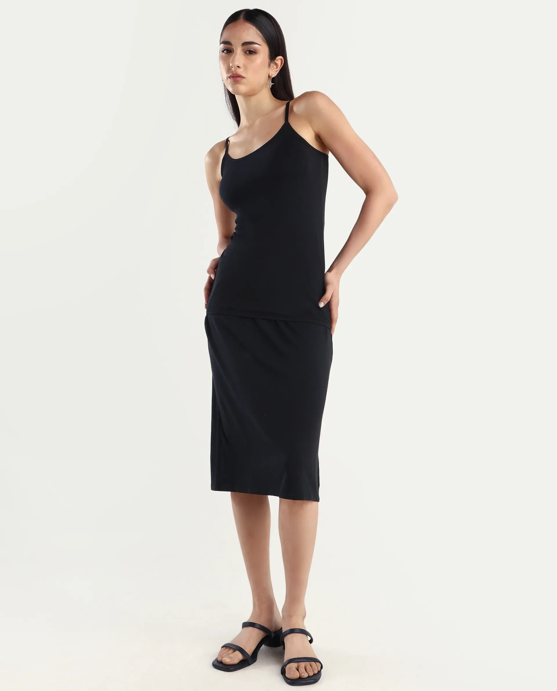 Rareism Women's Slipon Black Shoulder Strap Plain Shoulder Strap Regular Fit Inner Wear