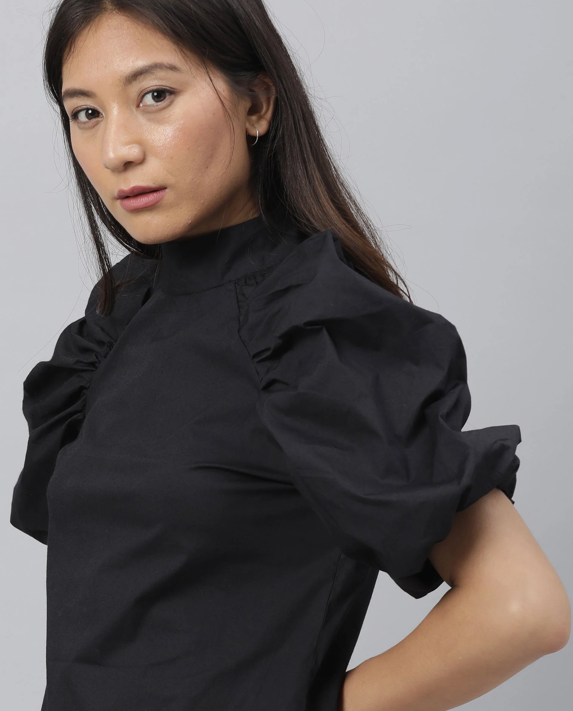 Rareism Women's Slosh Black Cotton Blend Sweetheart Neck Plain Puff Sleeves Regular Fit Top - Image 7