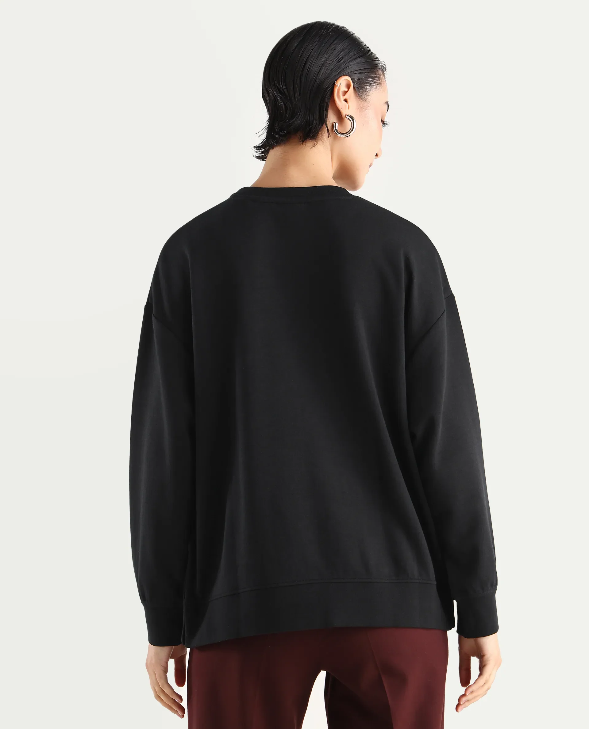 Rareism Women's Snappy Black Cotton Blend Crew Neck Plain Relaxed Fit Sweatshirt - Image 7