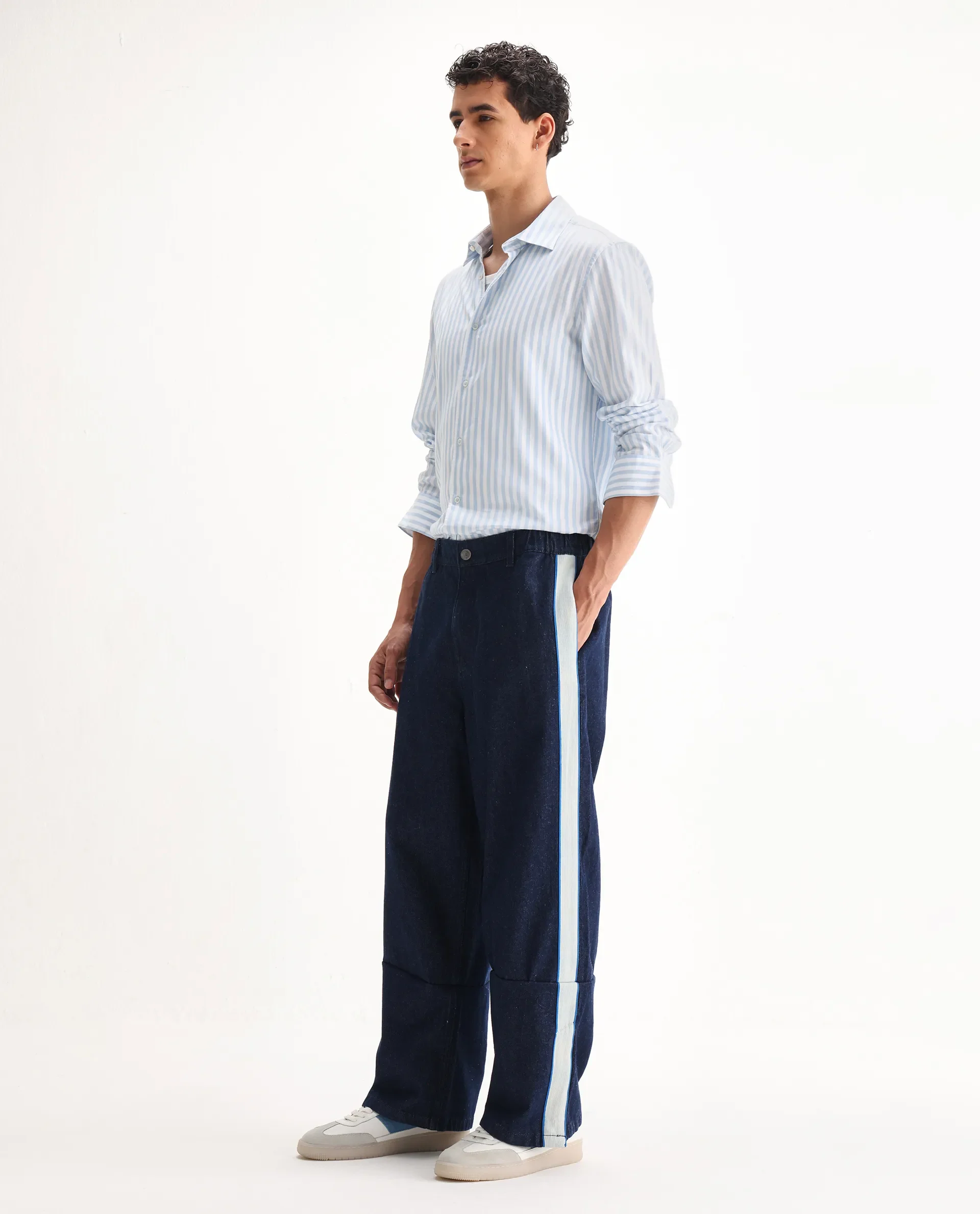 Rare Rabbit Men's Cotton Plain Baggy Fit Jeans - Image 5
