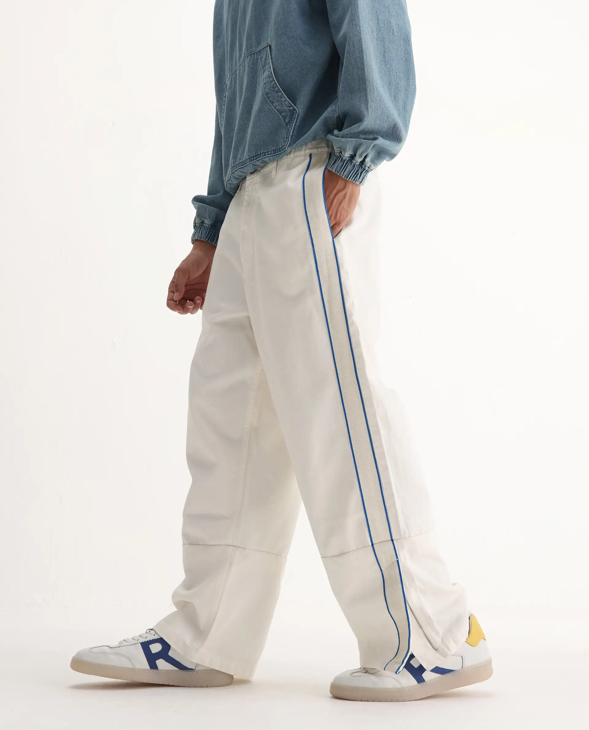 Rare Rabbit Men's Cotton Plain Baggy Fit Jeans - Image 2