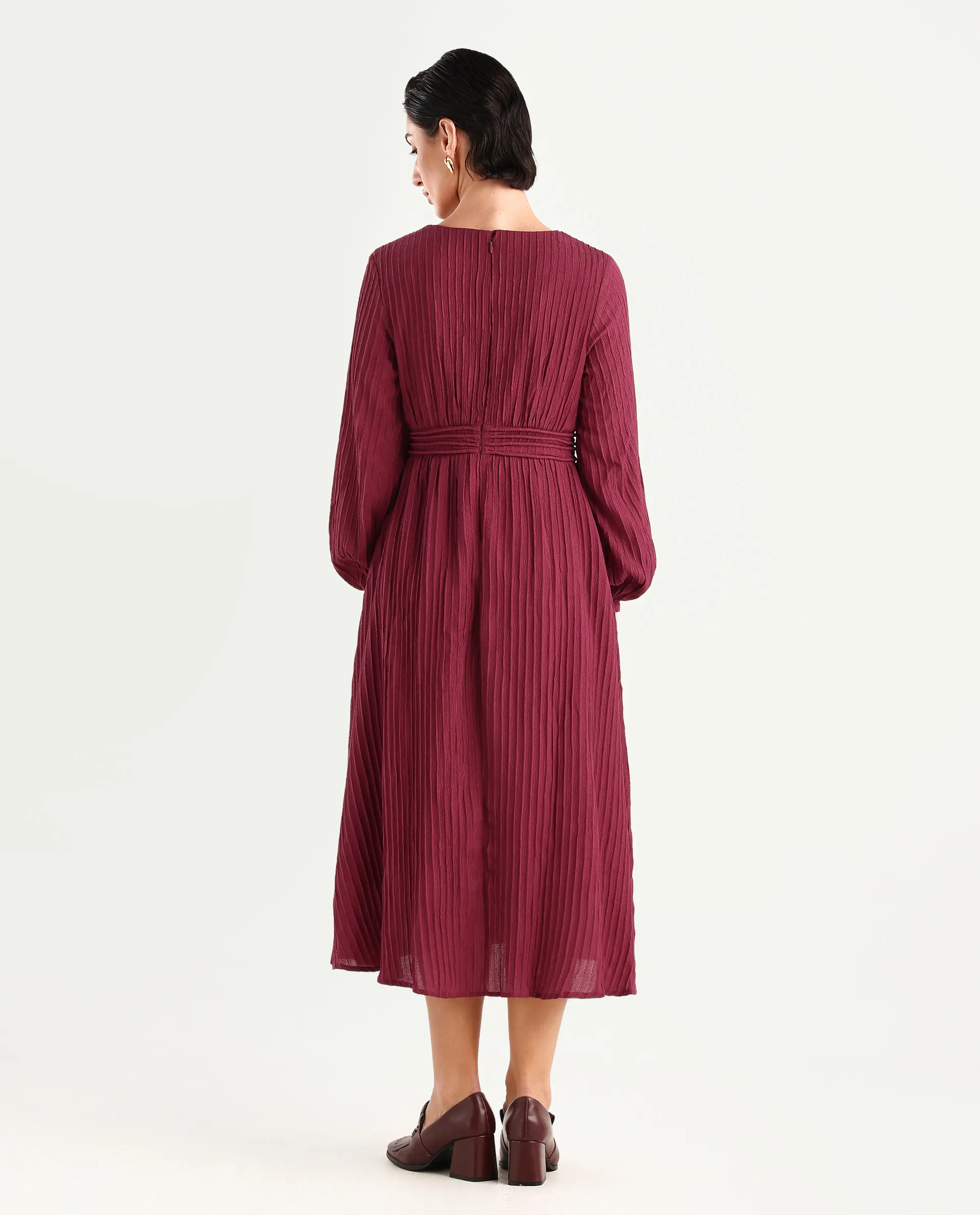 Rareism Women's Somiki Dark Red Polyester Blend V-Neck Plain Bishop Sleeve Midi Flared Dress - Image 7