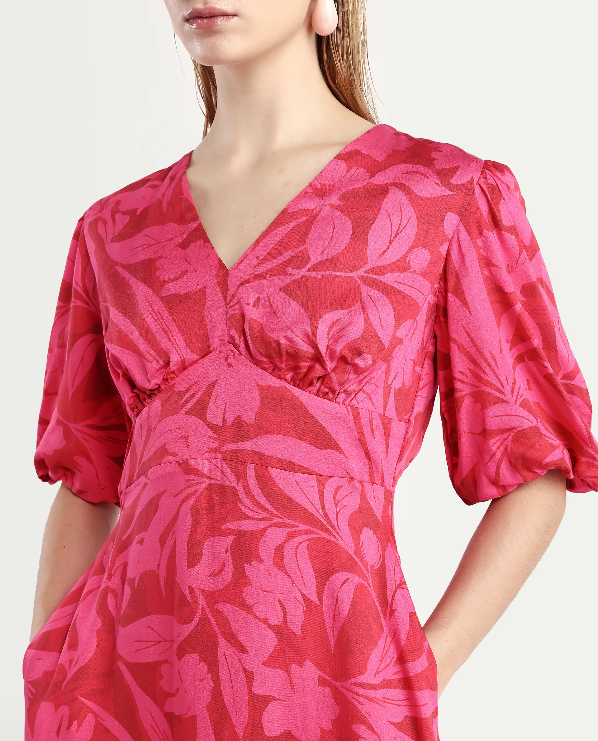 Rareism Women's Somkin Pink Modal V-Neck Floral Print Balloon Sleeve Midi A-Line Dress - Image 4