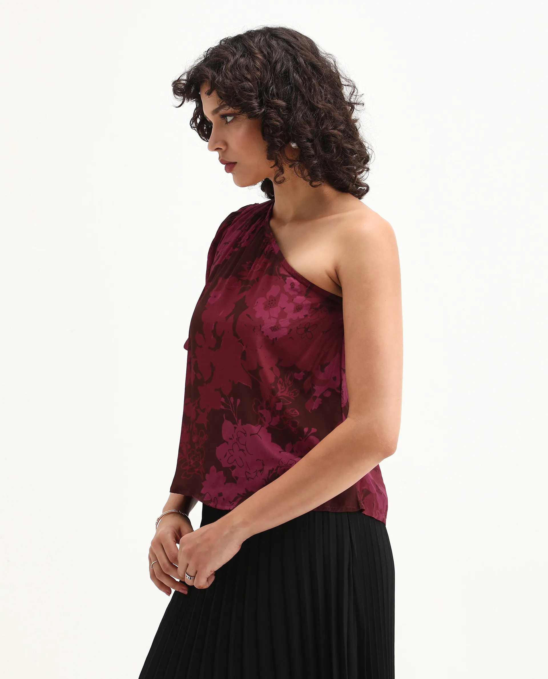 Rareism Women's Somray Red Polyester One Shoulder Floral Print One Shoulder Regular Fit Top - Image 6