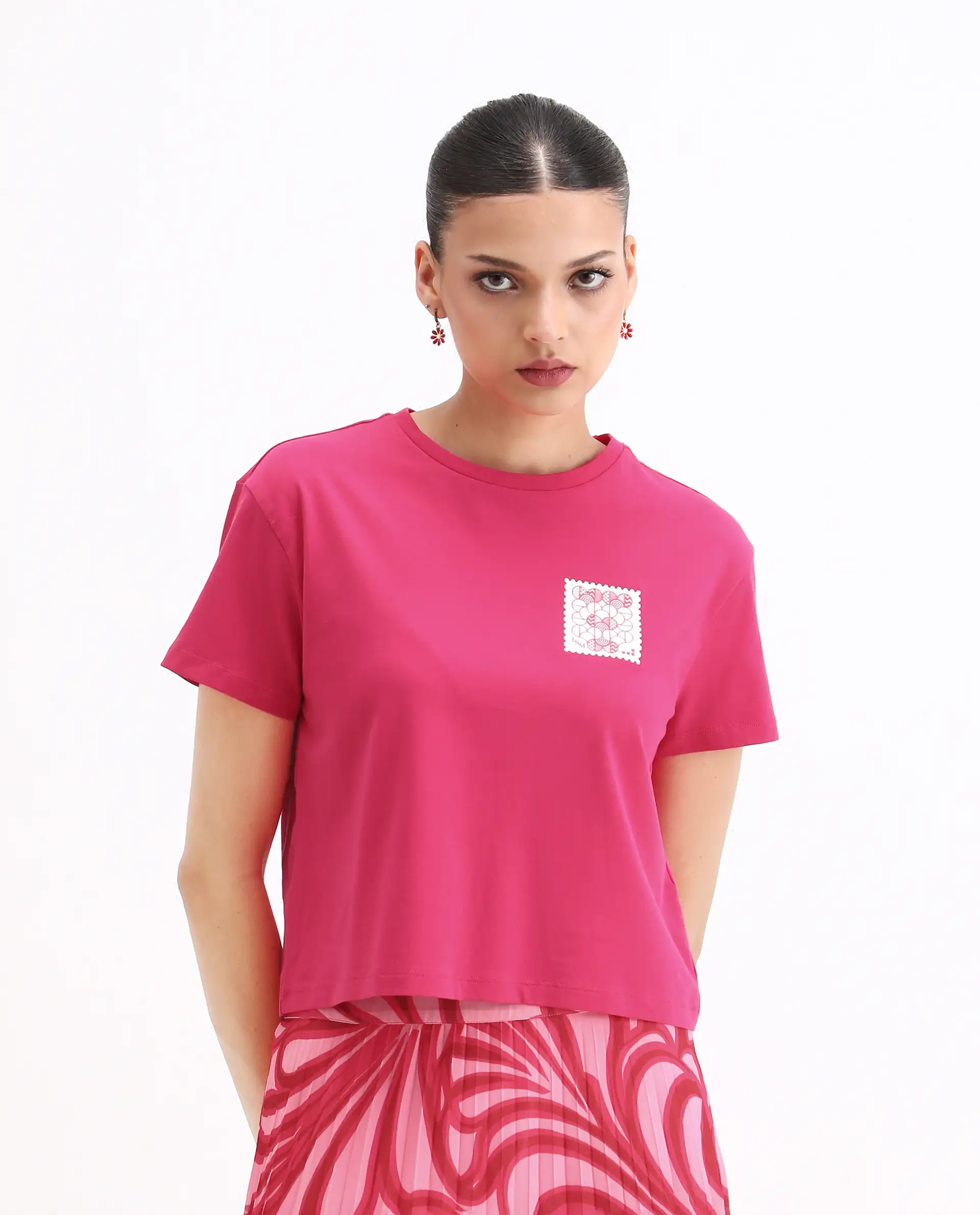 Rareism Women's Somrey Pink Cotton Blend Crew Neck Graphic Print Crop Regular Fit T-Shirt - Image 3