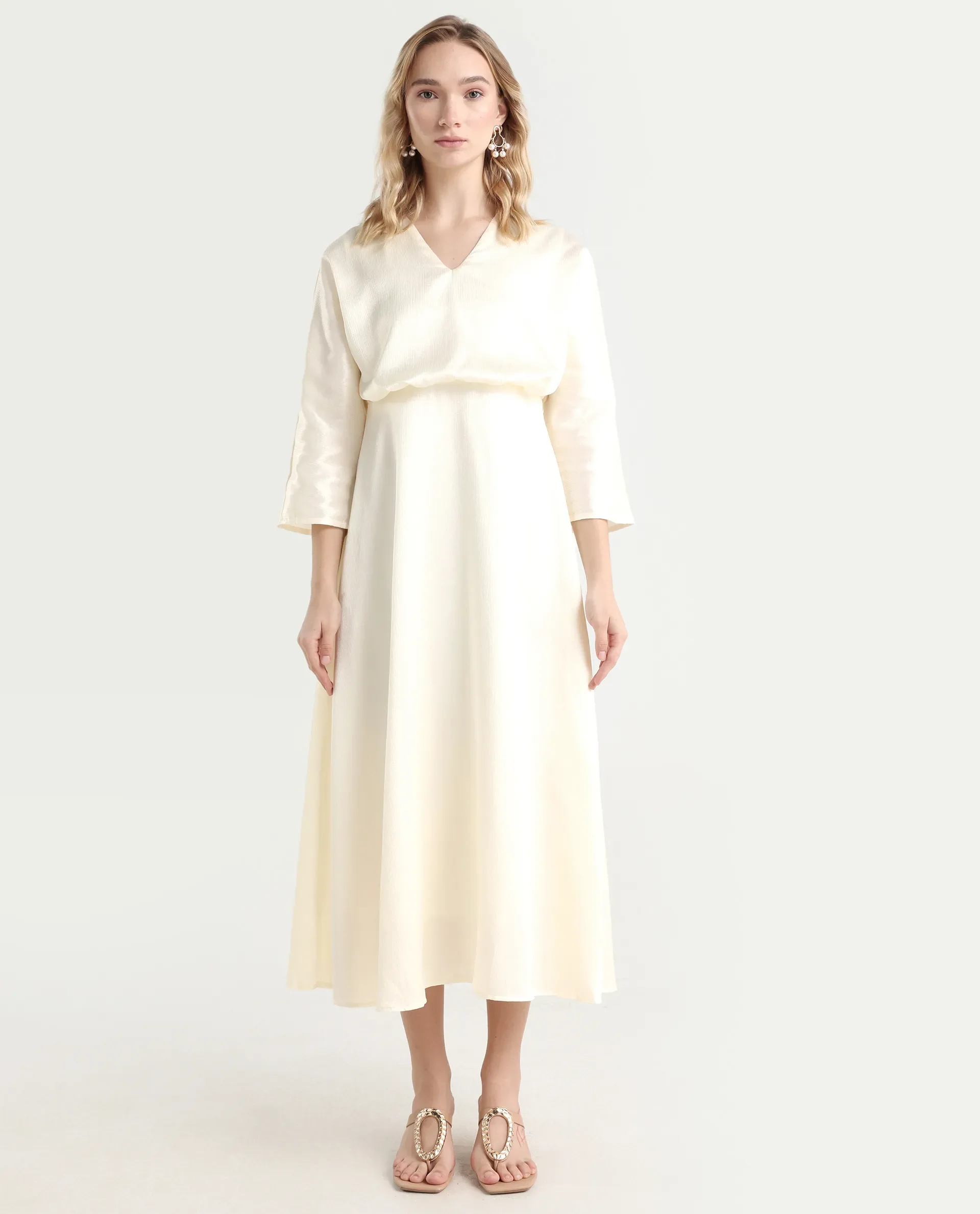 Rareism Women's Somsho Off White Polyester V-Neck Plain Kimono Sleeve Maxi A-Line Dress - Image 2