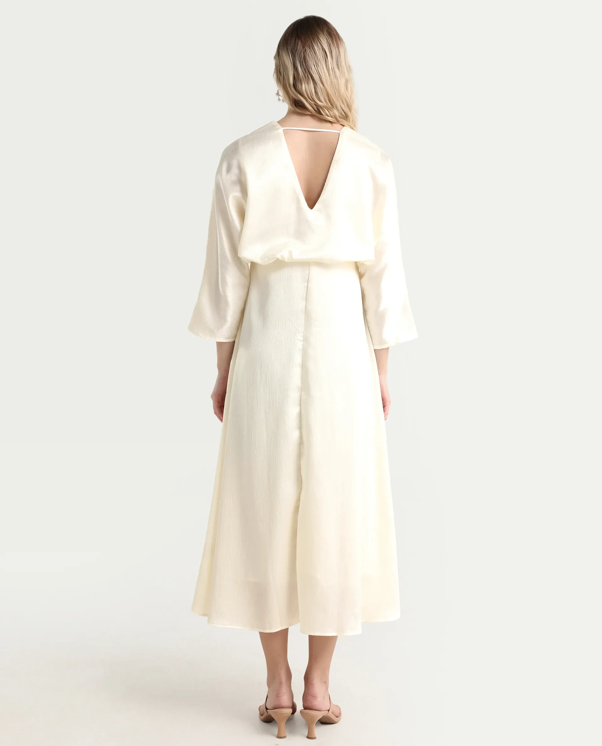Rareism Women's Somsho Off White Polyester V-Neck Plain Kimono Sleeve Maxi A-Line Dress - Image 7