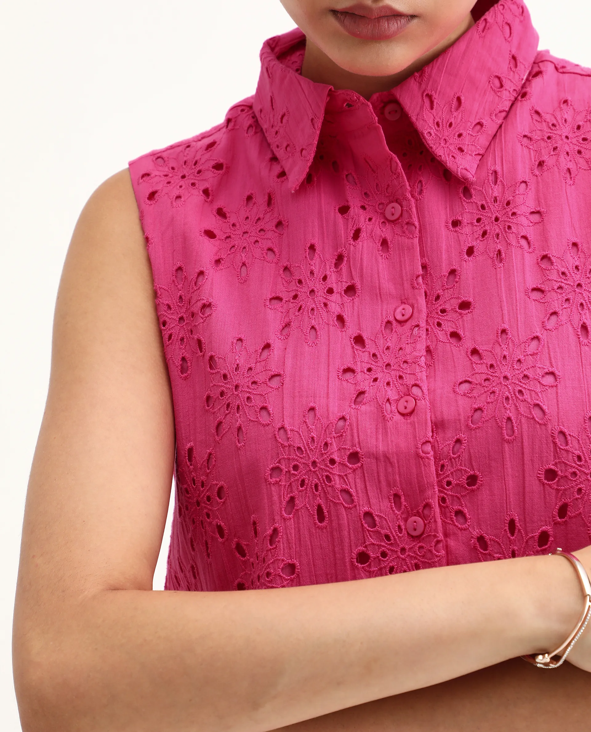 Rareism Women's Somtel Pink Cotton Spread Collar Schiffli Sleeveless Crop Regular Fit Top - Image 3