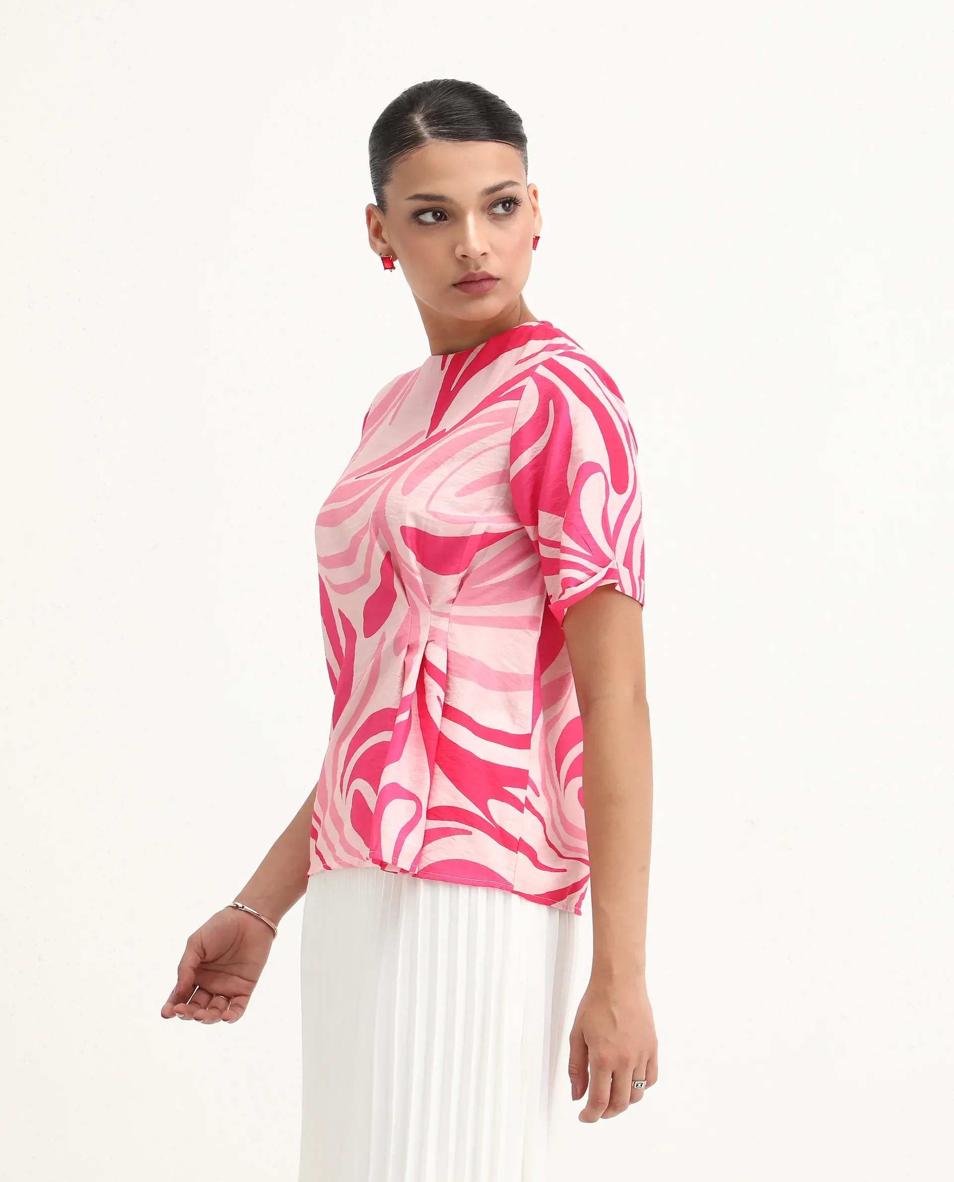 Rareism Women's Somtij Pink Viscose Blend Round Neck Abstract Print Regular Fit Top - Image 5