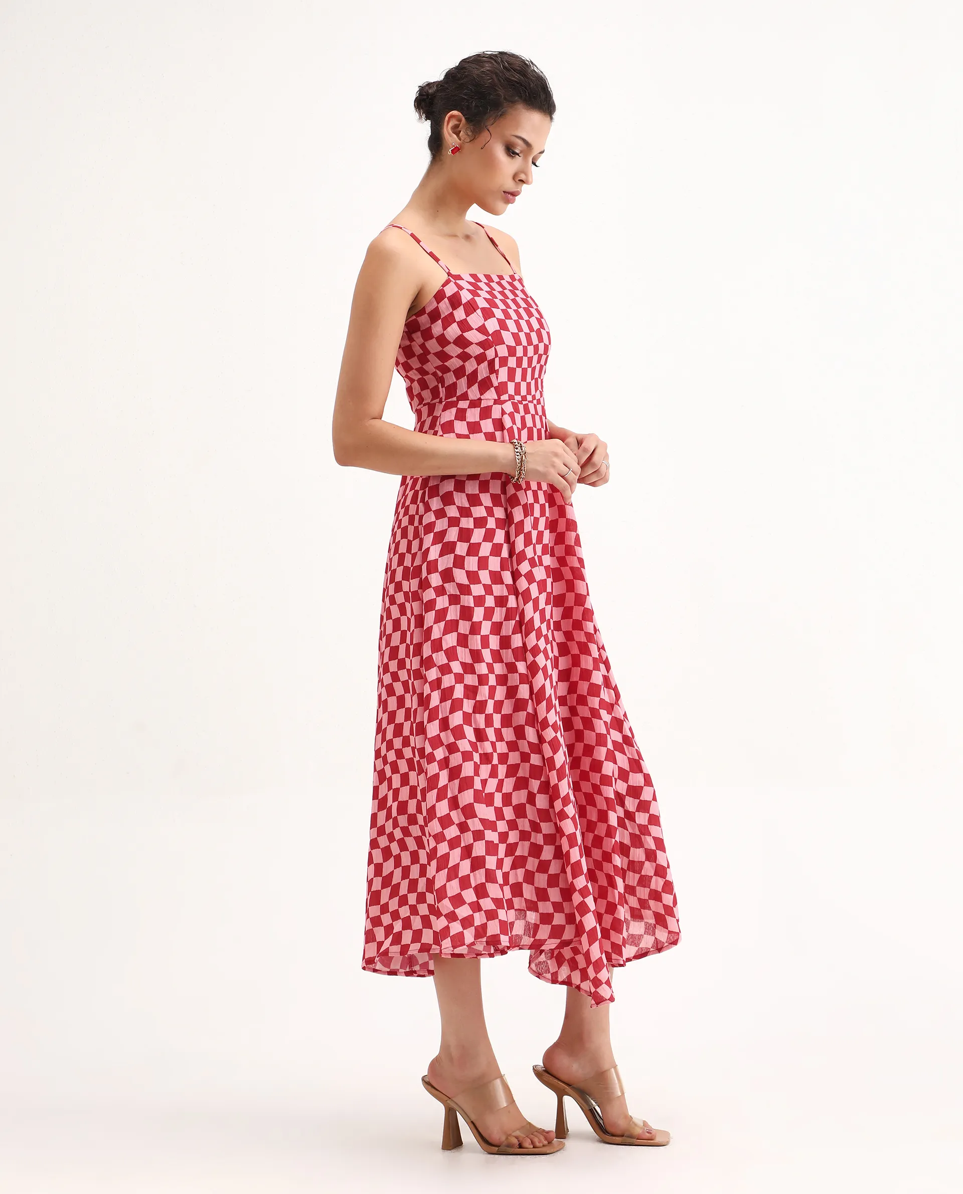 Rareism Women's Somtu Pink Polyester Shoulder Strap Geometric Print Shoulder Strap Midi Fit And Flare Dress - Image 4