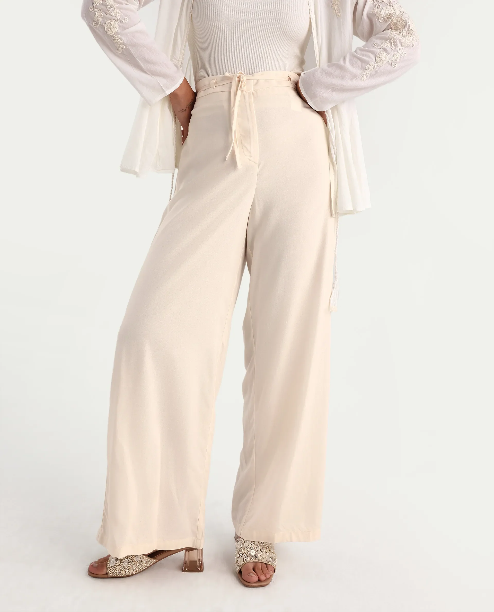 Rareism Women's Somuse Beige Viscose Plain Ankle Length Wide Trouser - Image 2