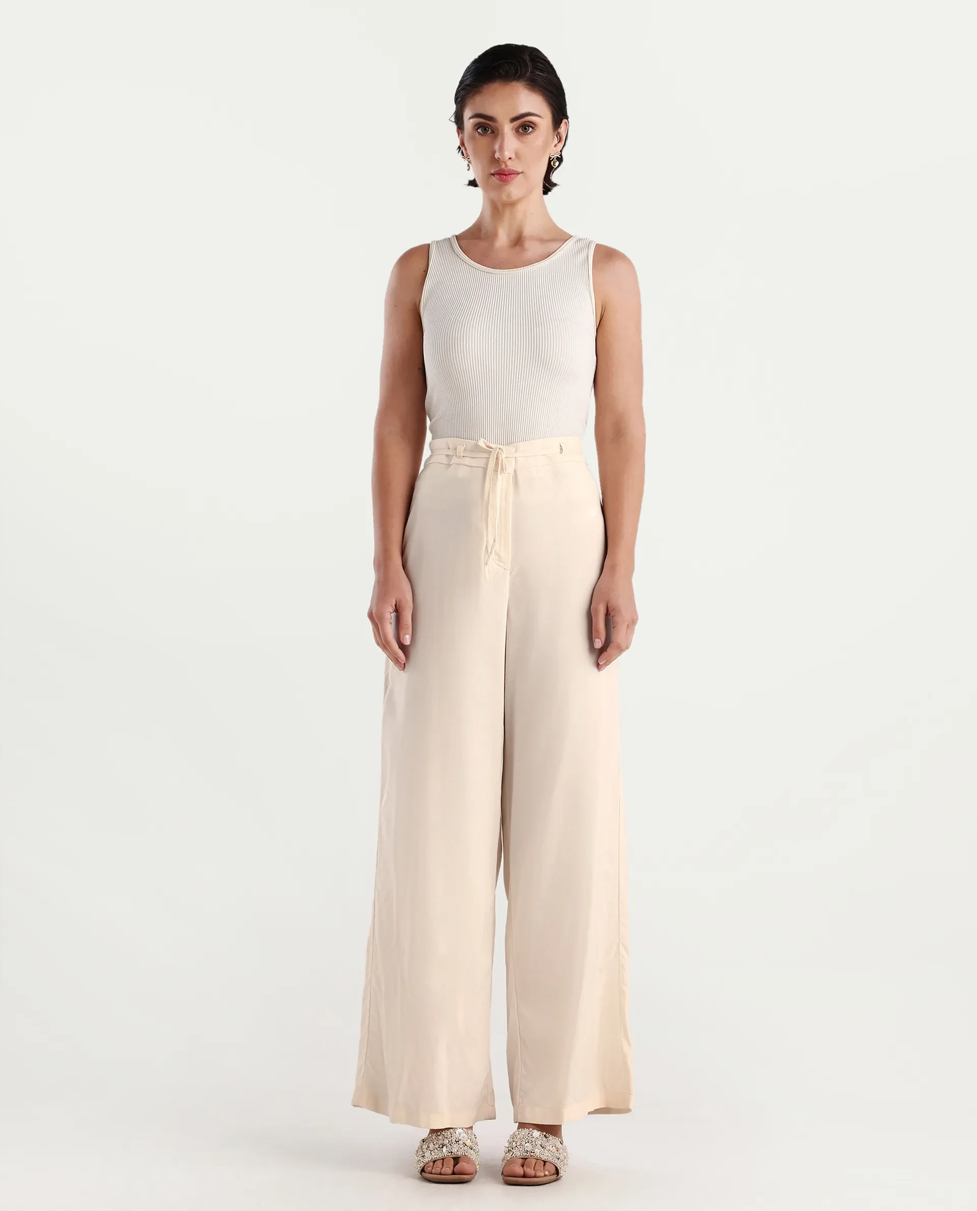 Rareism Women's Somuse Beige Viscose Plain Ankle Length Wide Trouser - Image 3