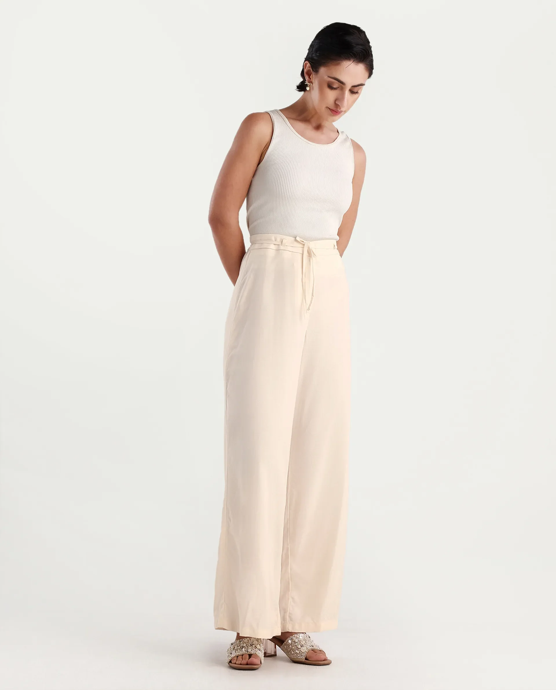 Rareism Women's Somuse Beige Viscose Plain Ankle Length Wide Trouser - Image 5