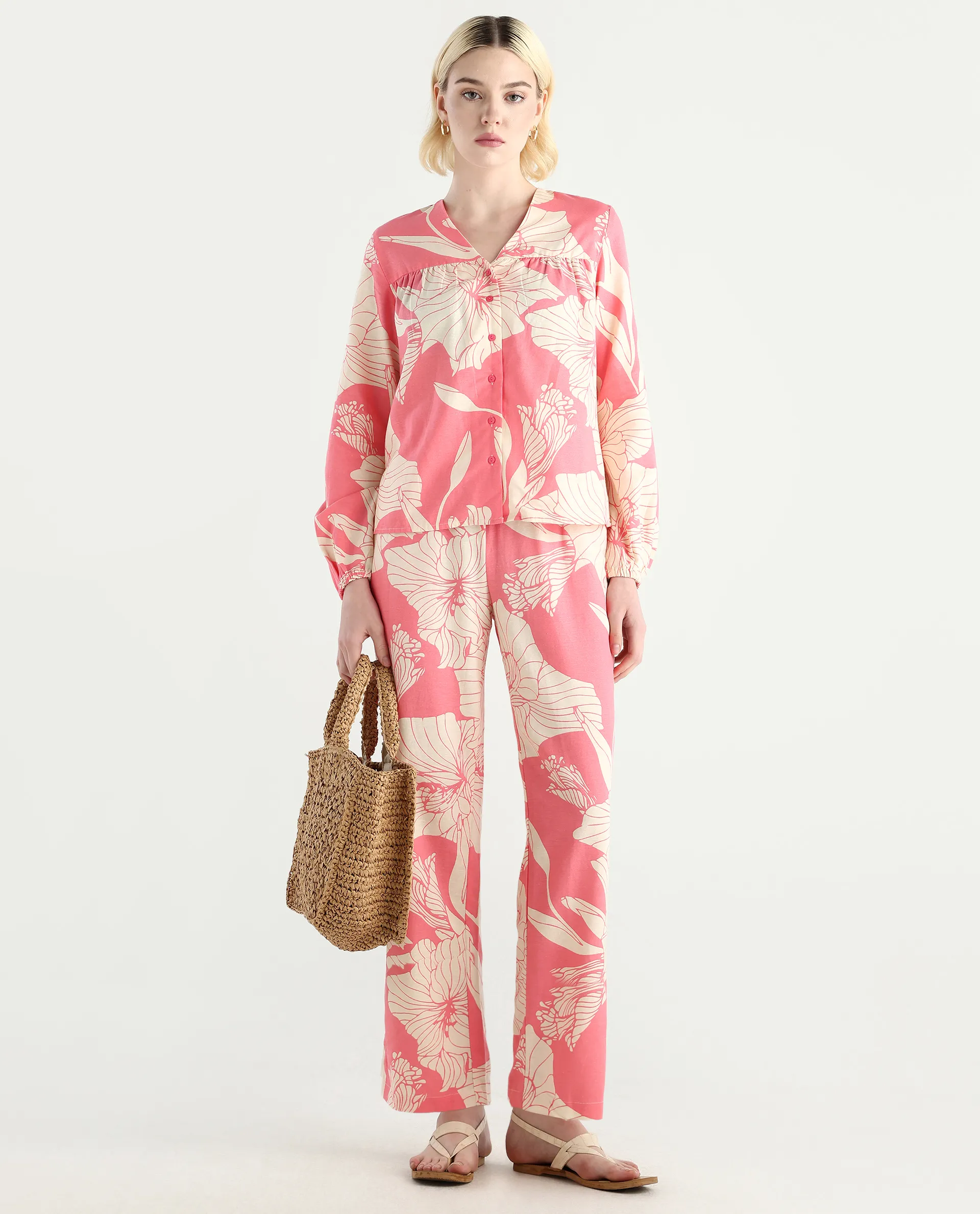 Rareism Women's Somyan B Pink Rayon Blend Floral Print Ankle Length Straight Fit Trouser - Image 2