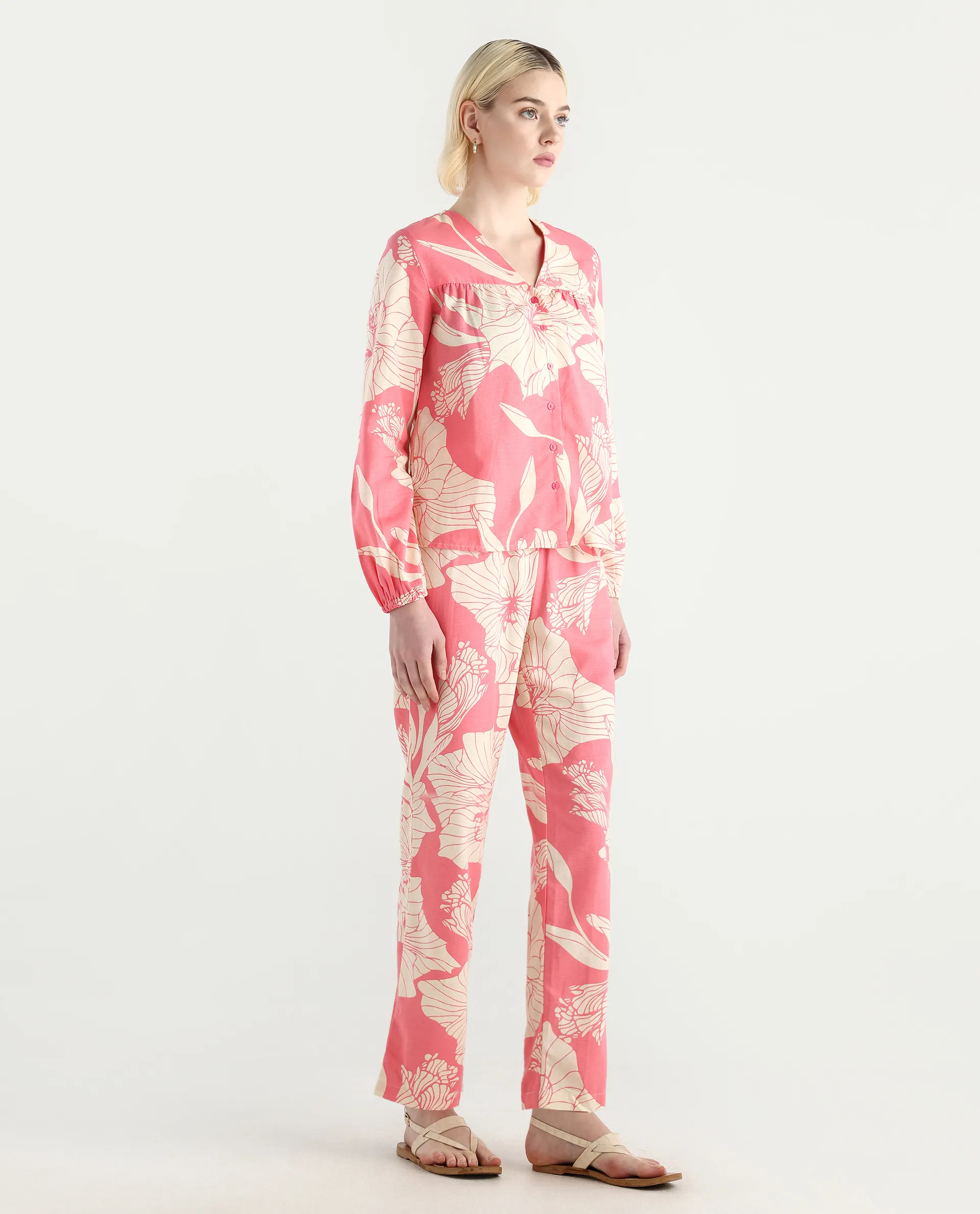 Rareism Women's Somyan B Pink Rayon Blend Floral Print Ankle Length Straight Fit Trouser - Image 6