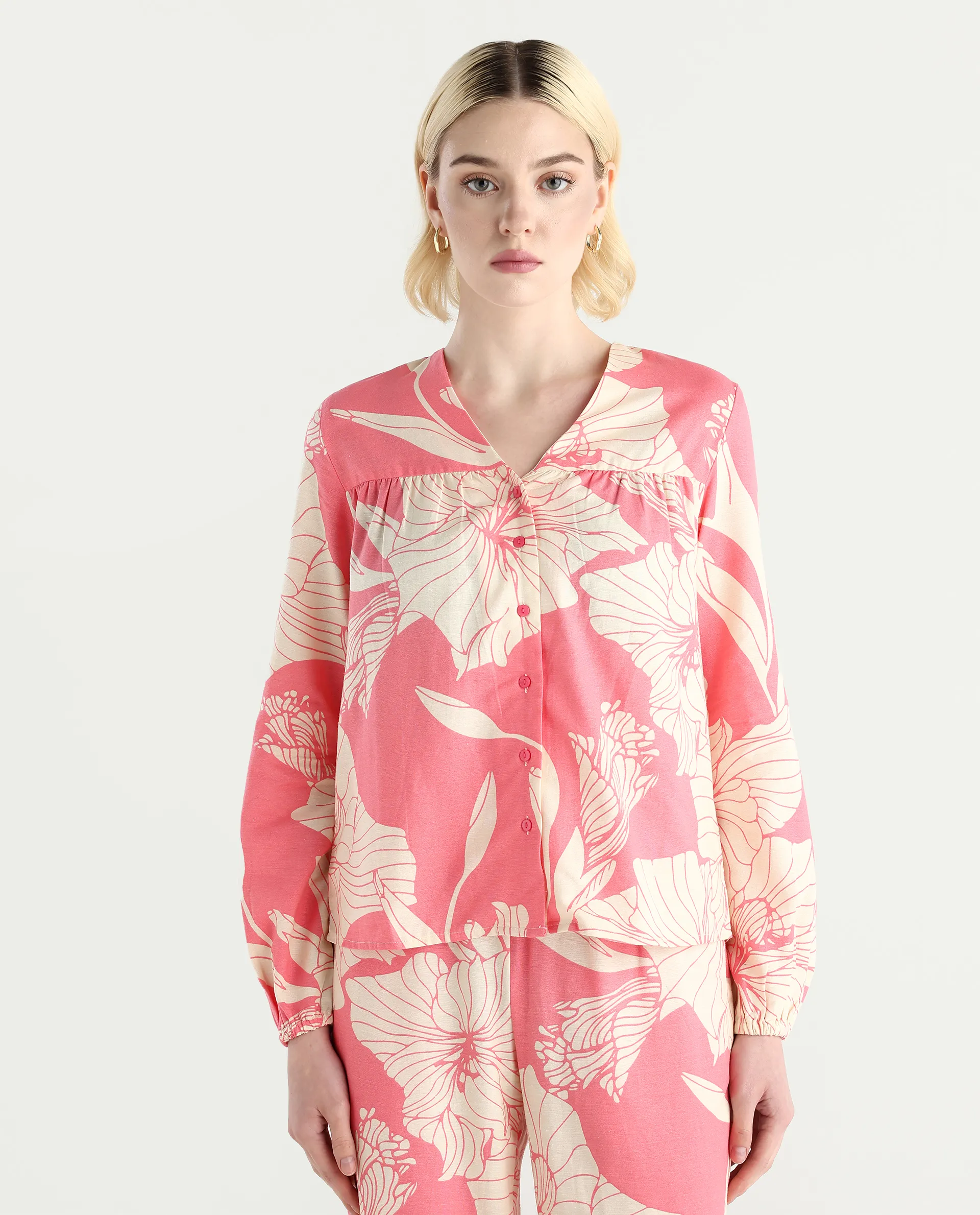 Rareism Women's Somyan T Pink Rayon Blend V-Neck Floral Print Regular Fit Top - Image 3