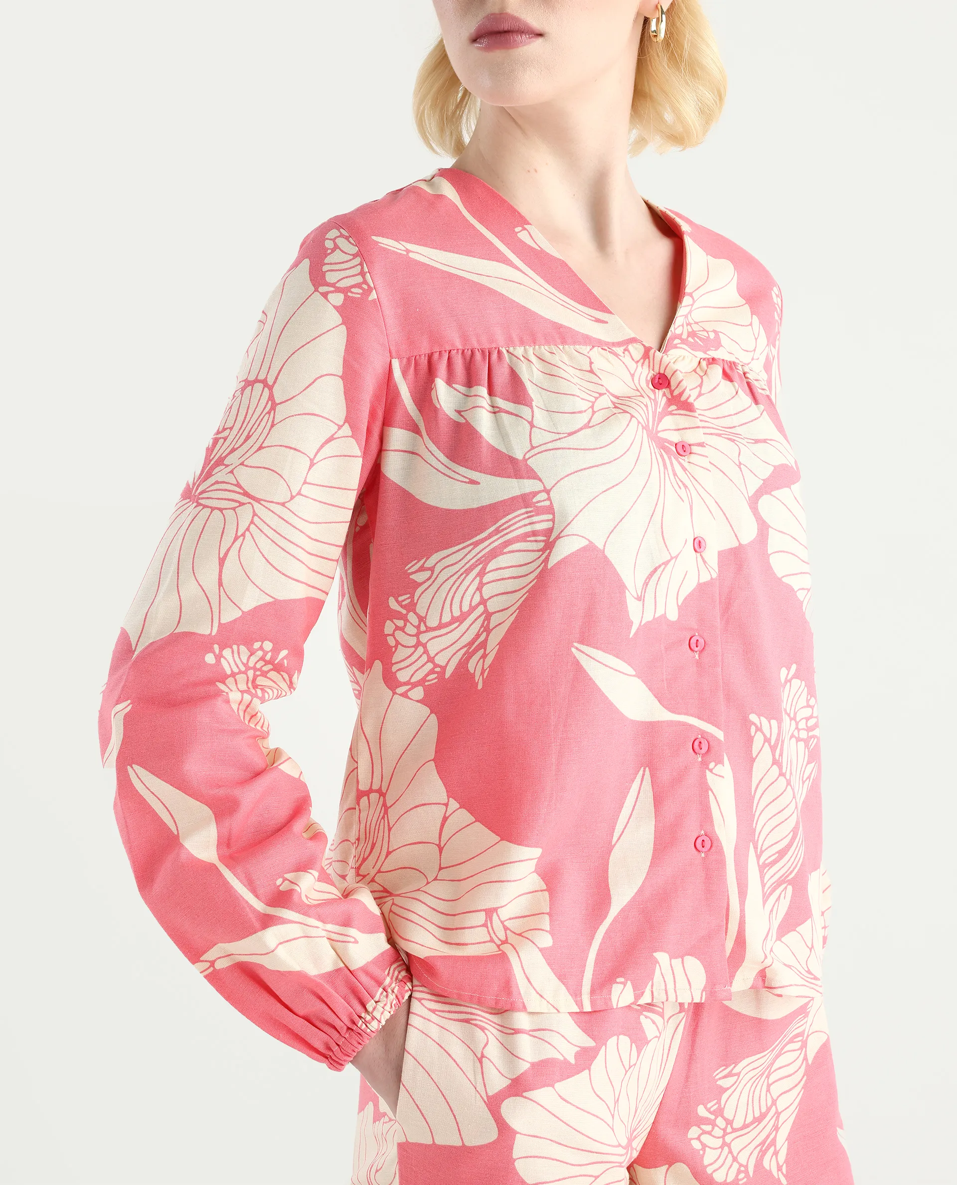 Rareism Women's Somyan T Pink Rayon Blend V-Neck Floral Print Regular Fit Top - Image 4