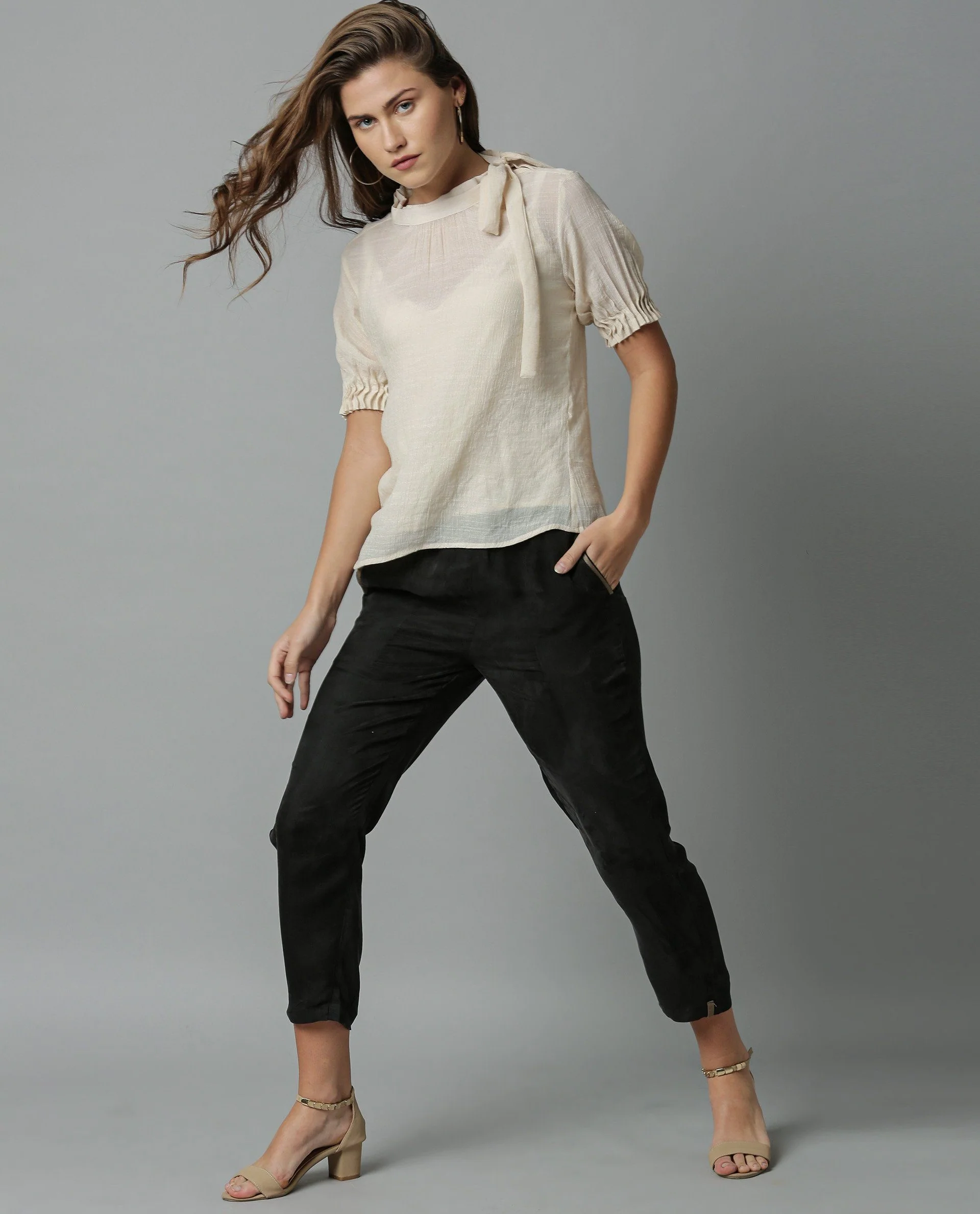 Rareism Women Sparrow Offwhite Top Short Sleeves - Image 5