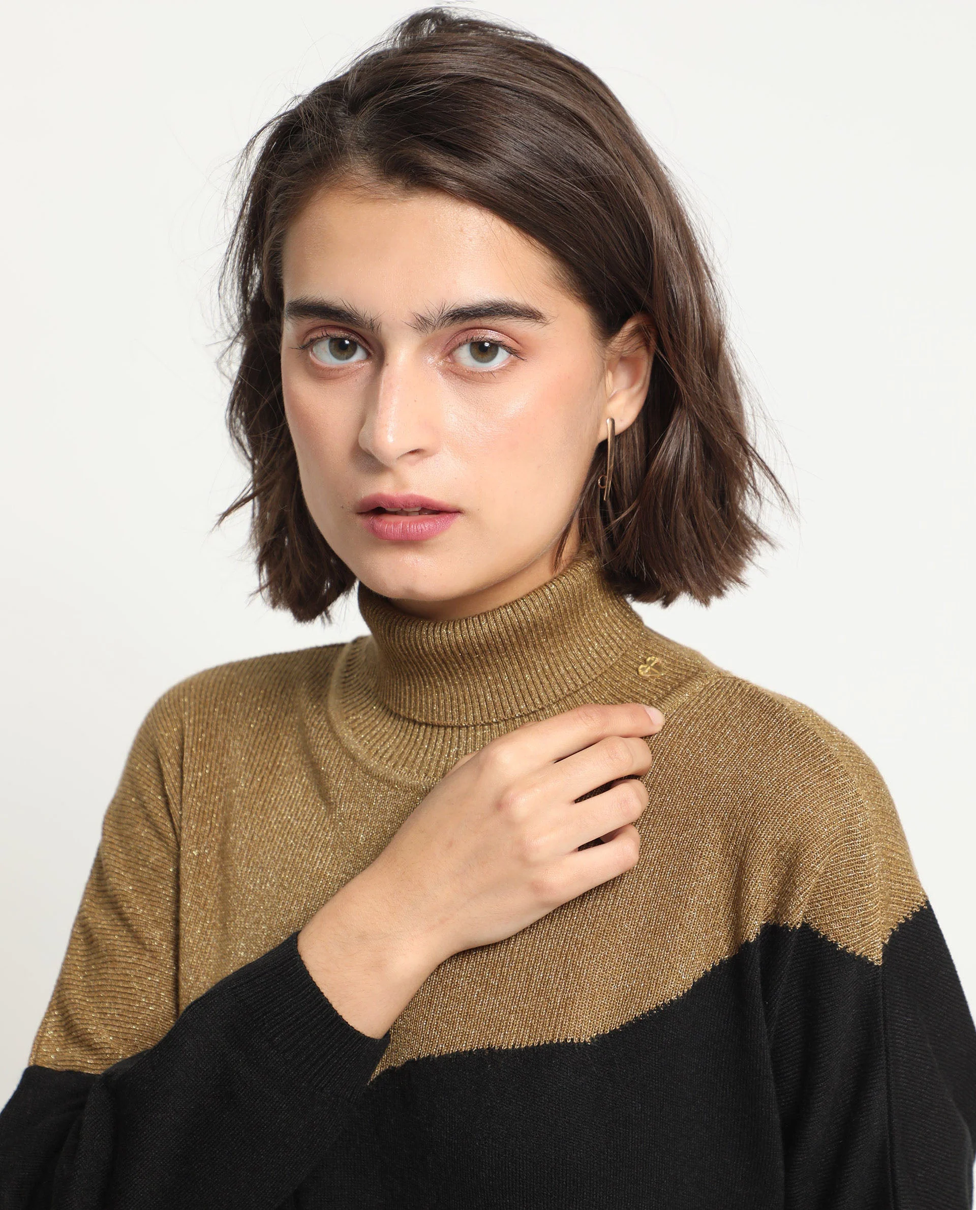Rareism Women's Spaton 2 Black Acrylic High Neck Color Block Knee Length Regular Fit Sweater - Image 2