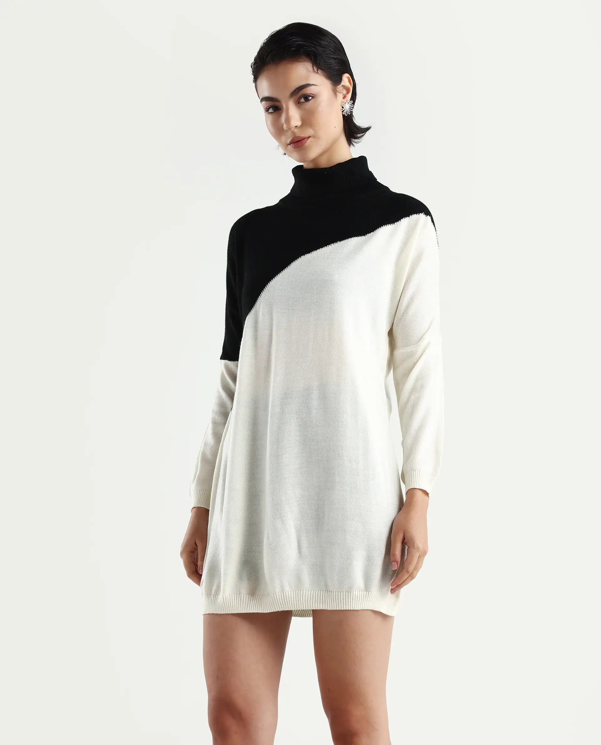 Rareism Women's Spaton 2 White Acrylic High Neck Color Block Knee Length Regular Fit Sweater - Image 5