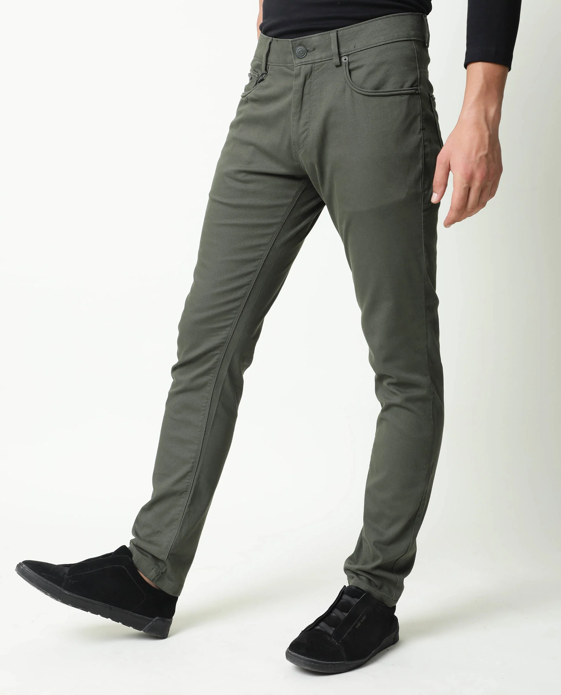 Rare Rabbit Men's Spoke Green Cotton Plain Regular Fit Trouser - Image 5