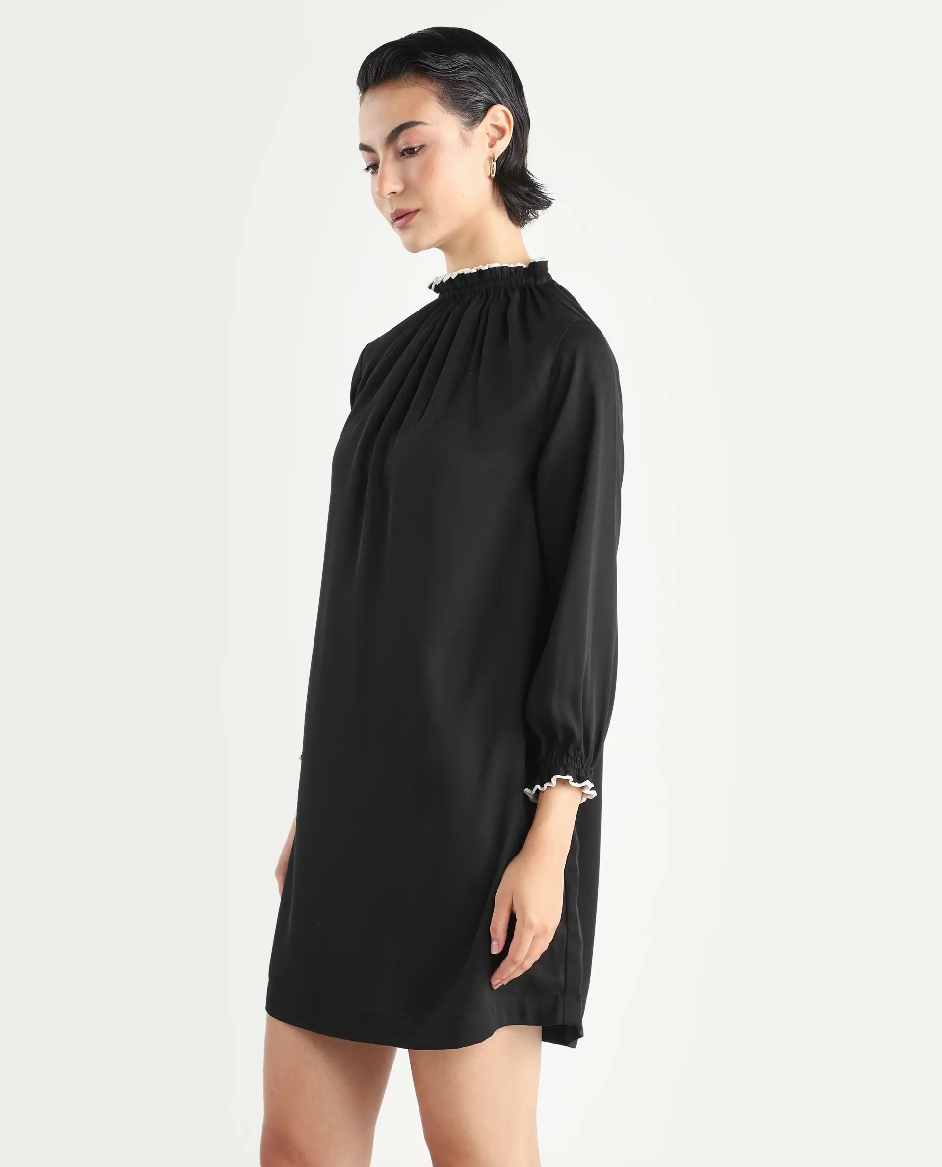 Rareism Women's Spoke Black Polyester Crew Neck Plain Knee Length Relaxed Fit Dress - Image 5