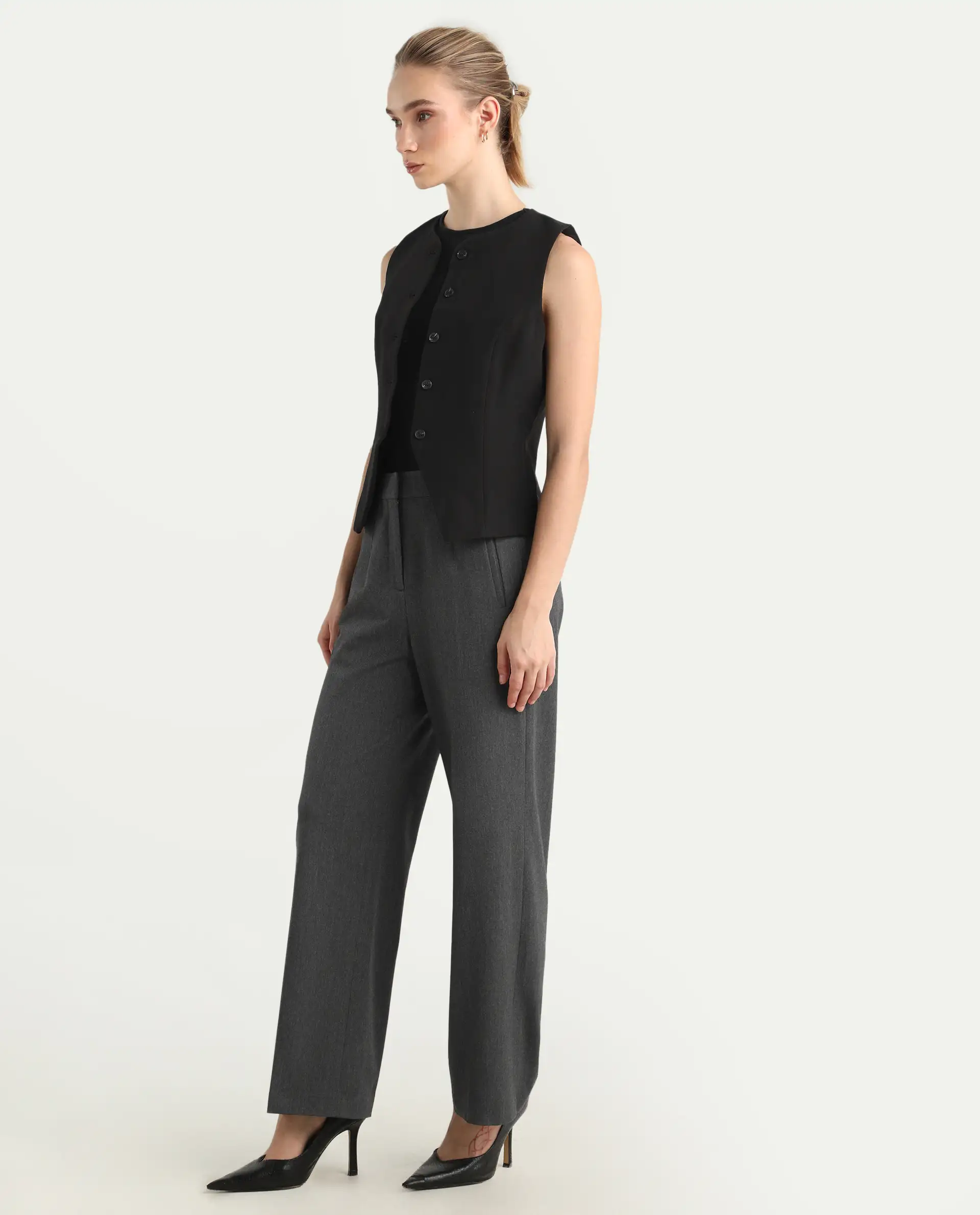 Rareism Women's Srait Grey Polyester Blend Straight Fit Travel Trouser - Image 4