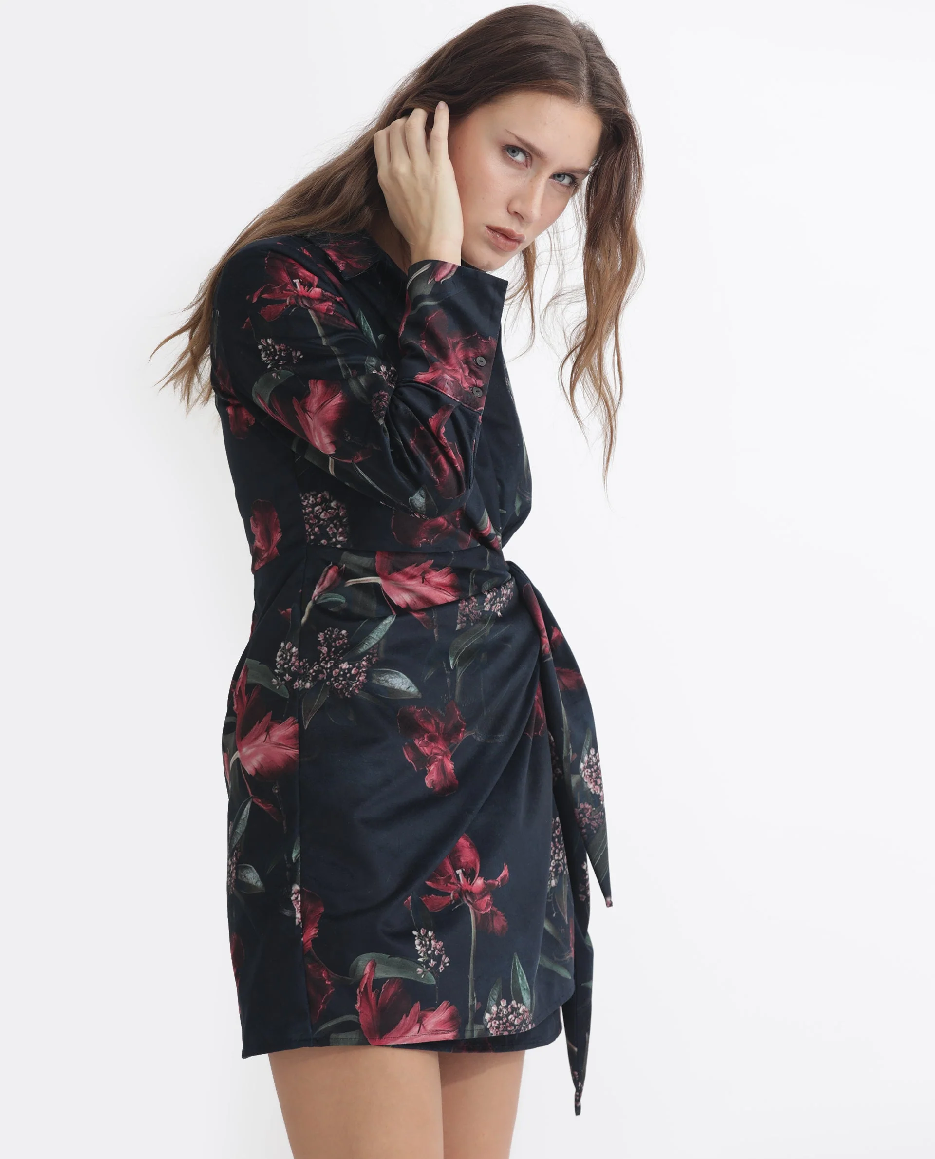 Rareism Women's Starle Black Velvet V-Neck Floral Print Mini Regular Fit Dress - Image 8