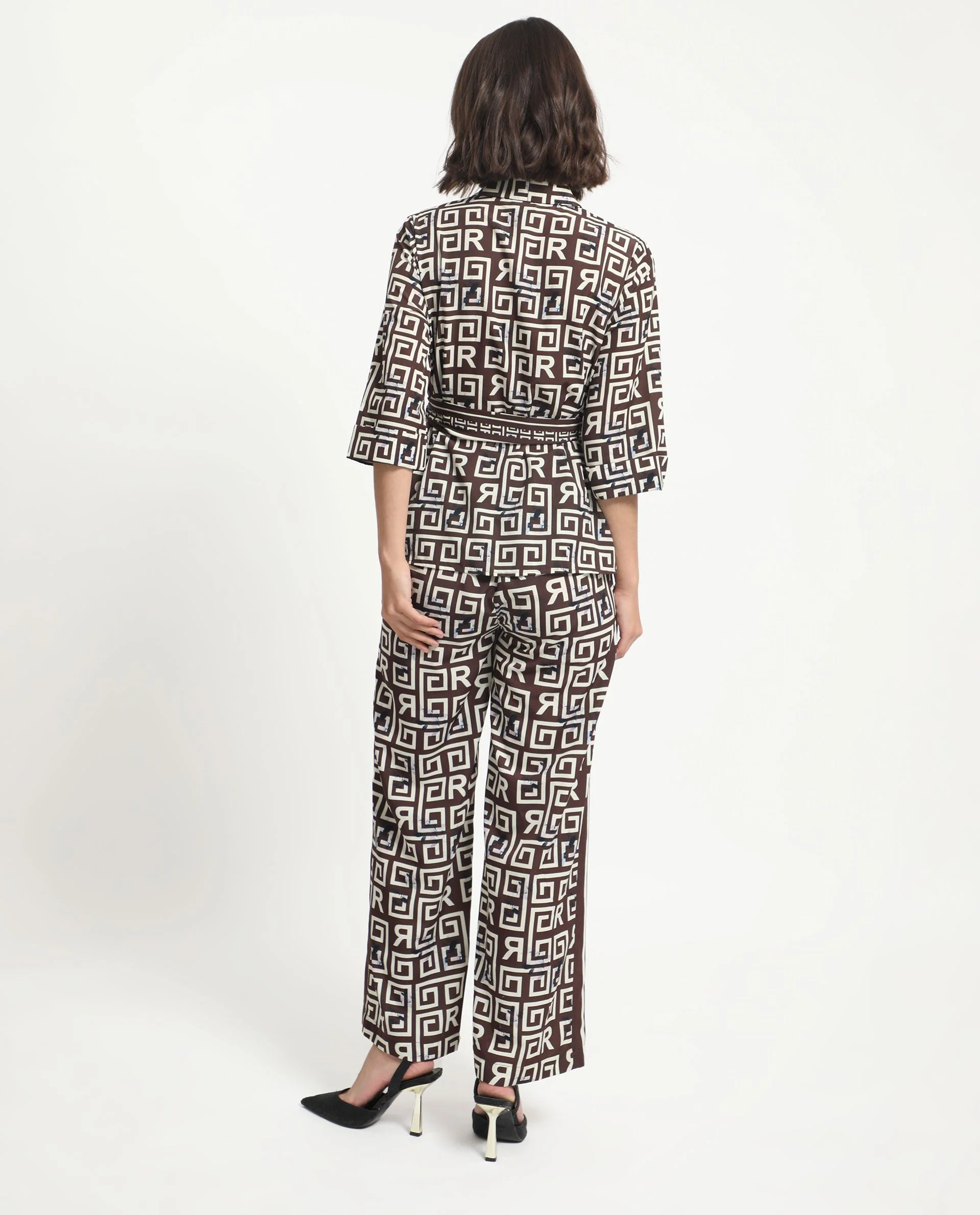 Rareism Women's Stevenson Brown Polyester Collarless Geometric Print Regular Fit Top - Image 10
