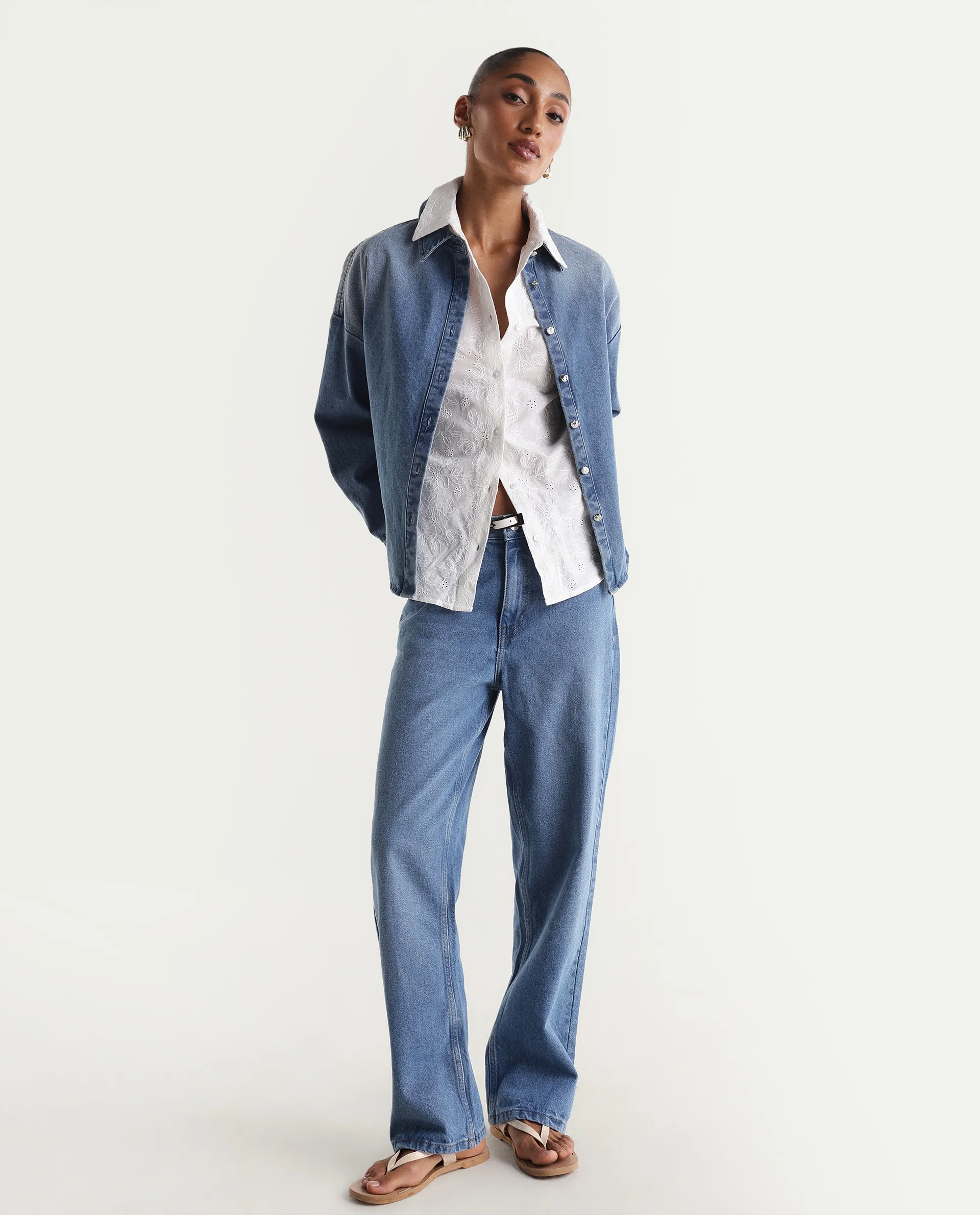 Rareism Women's Strade Blue Cotton Straight Fit Plain Jeans - Image 3