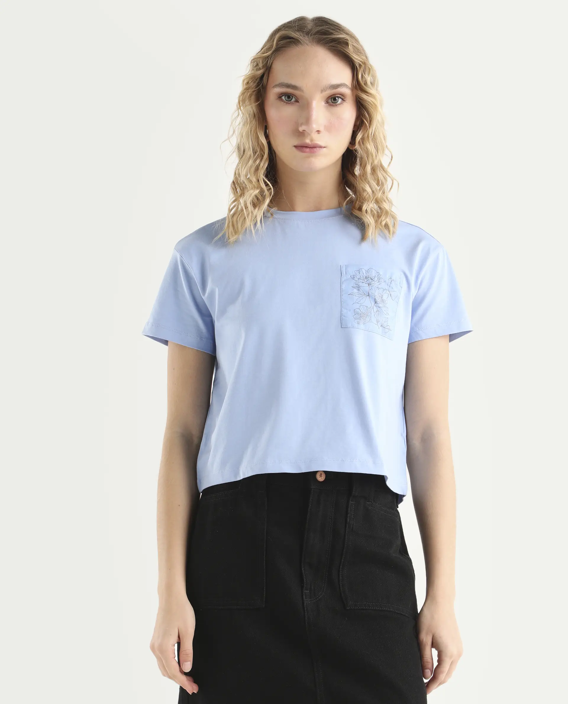 Rareism Women's Strankle Blue Cotton Blend Crew Neck Graphic Print Crop Regular Fit T-Shirt - Image 3