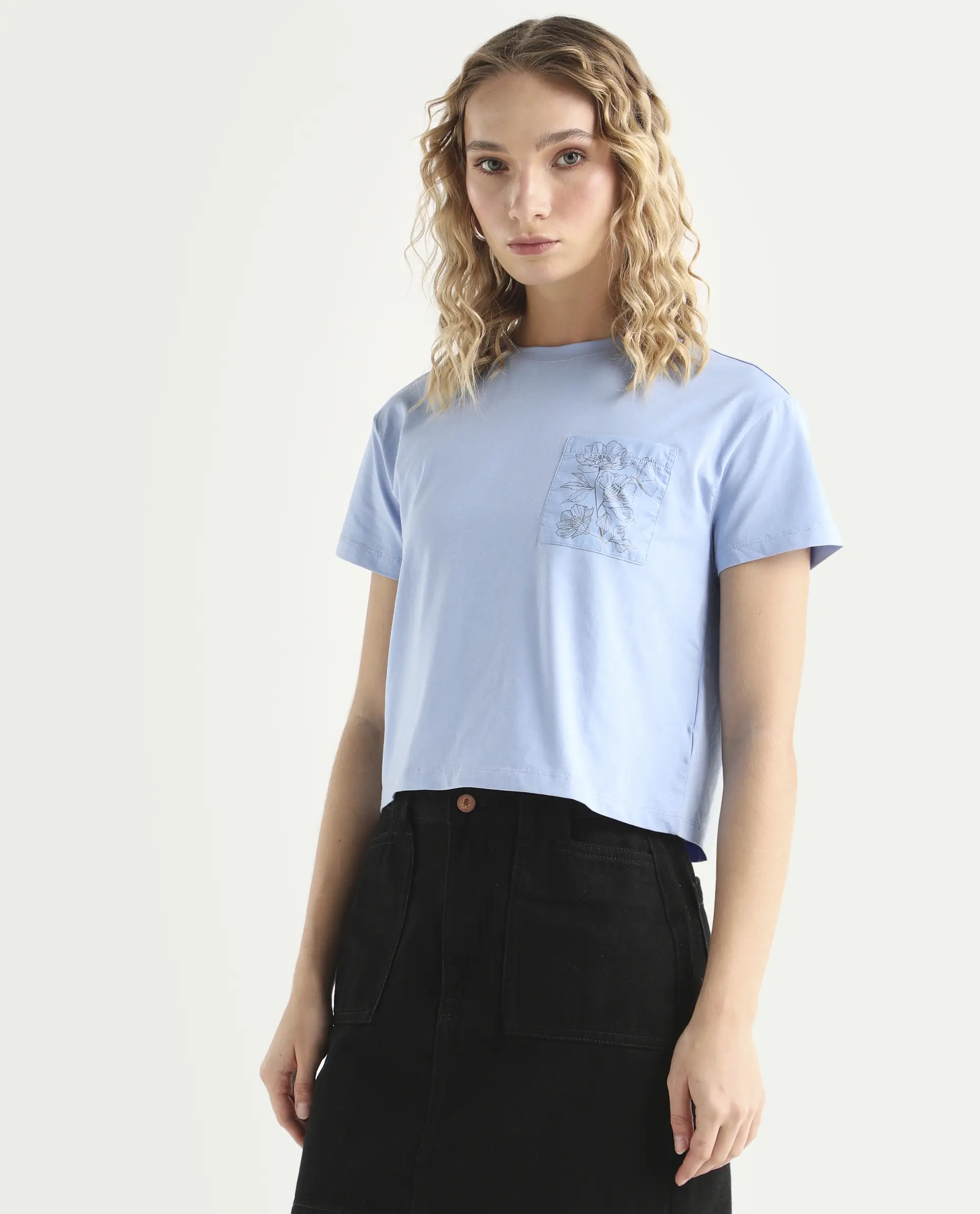 Rareism Women's Strankle Blue Cotton Blend Crew Neck Graphic Print Crop Regular Fit T-Shirt - Image 5