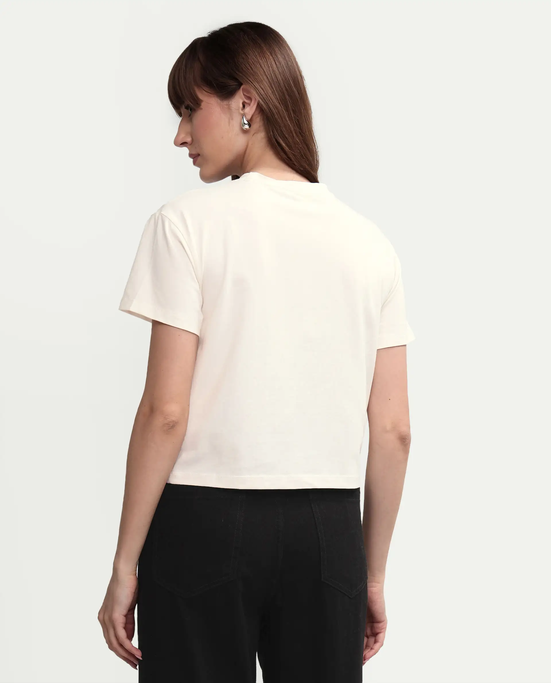 Rareism Women's Strankle Off White Cotton Blend Crew Neck Graphic Print Crop Regular Fit T-Shirt - Image 7