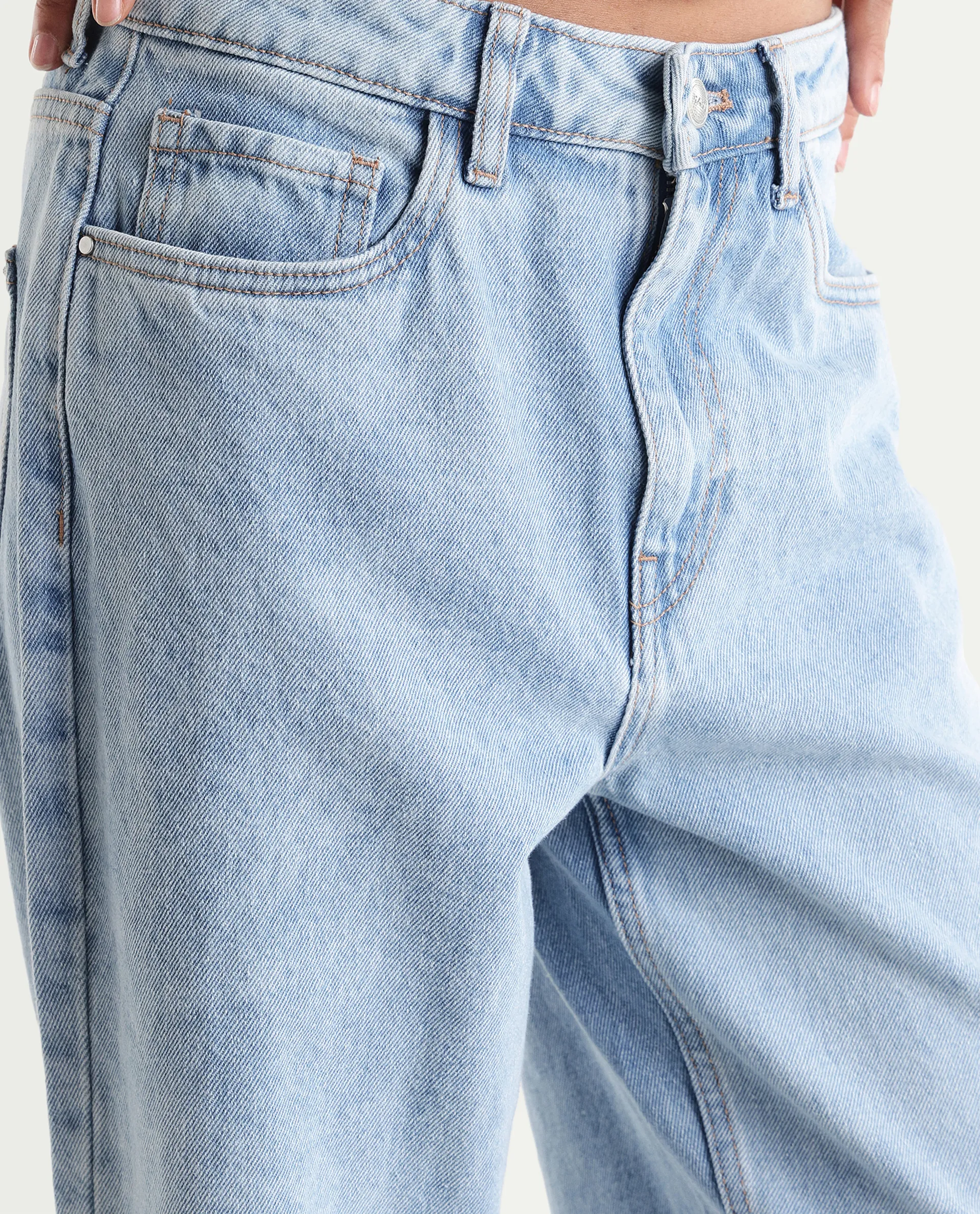 Rareism Women's Strefin Light Blue Cotton Straight Fit Plain Jeans - Image 4