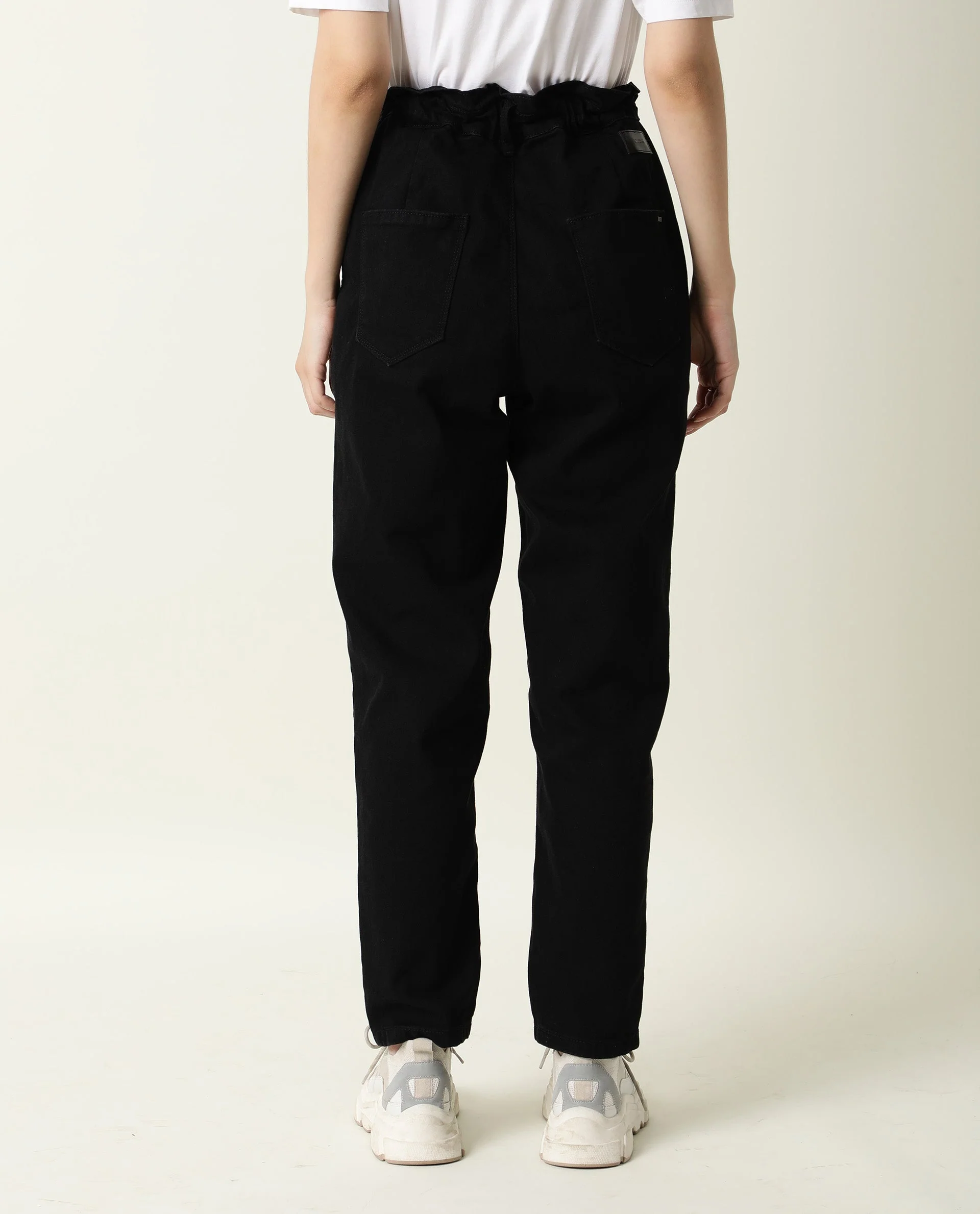 Rareism Women's Sunset Black Cotton Blend Plain Ankle Length Tailored Jeans - Image 6