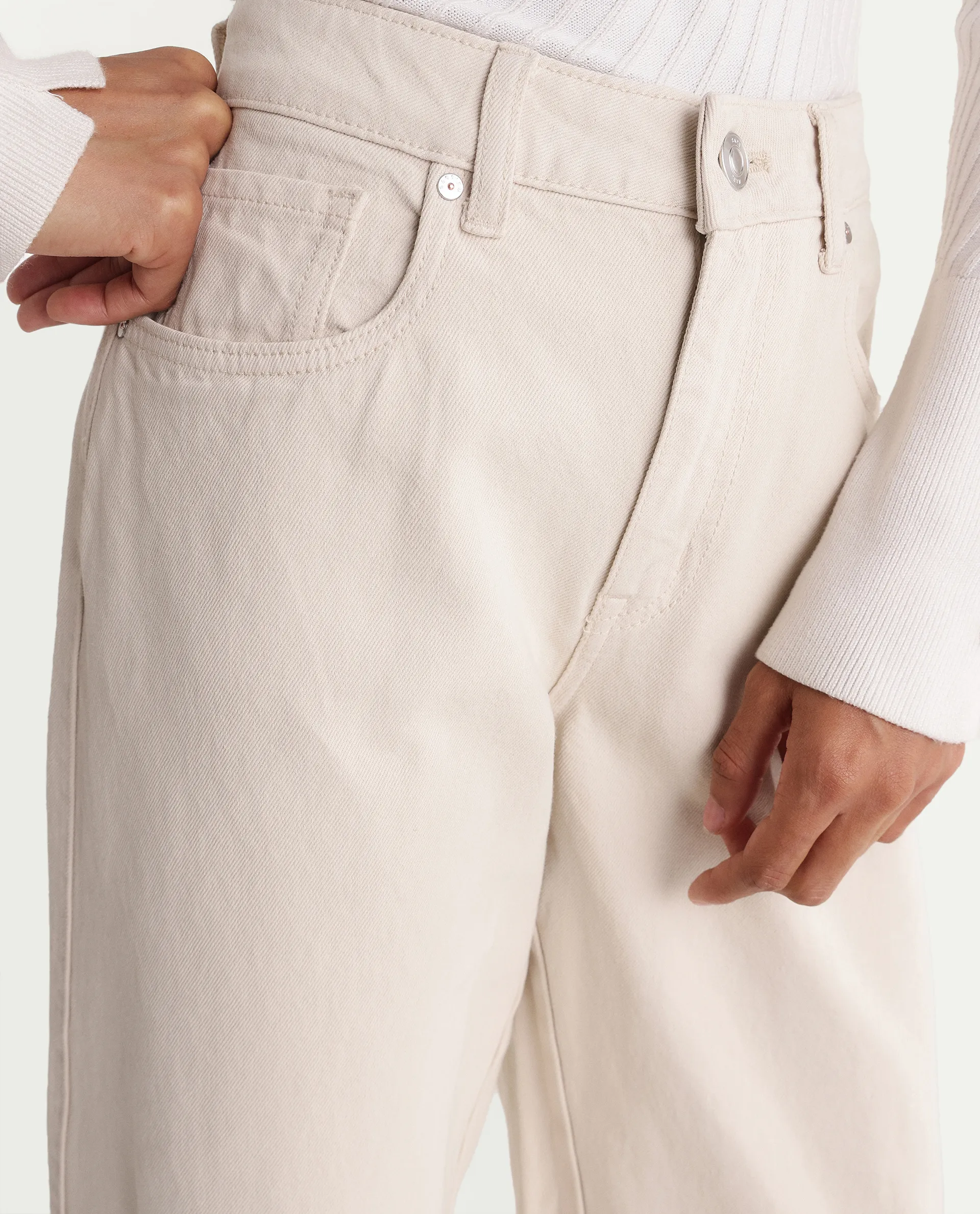 Rareism Women's Talben Beige Cotton Tall Barrel Fit Plain Jeans - Image 4