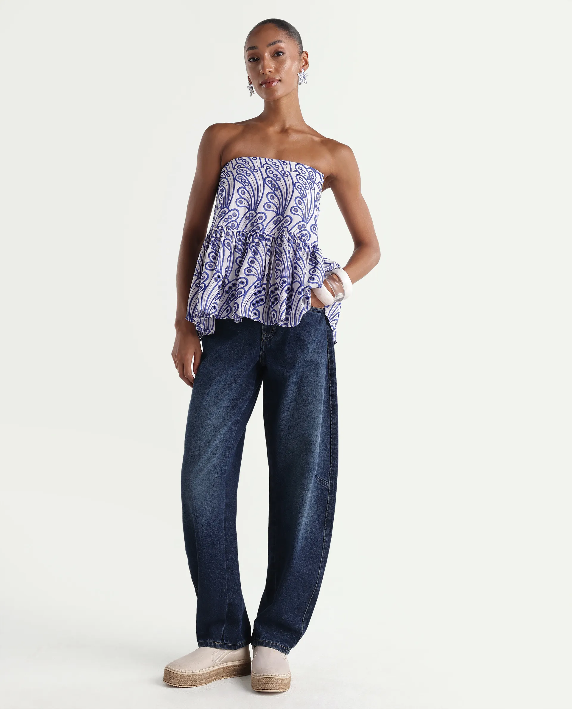 Rareism Women's Talbin Dark Blue Cotton Tall Barrel Fit Plain Jeans - Image 4