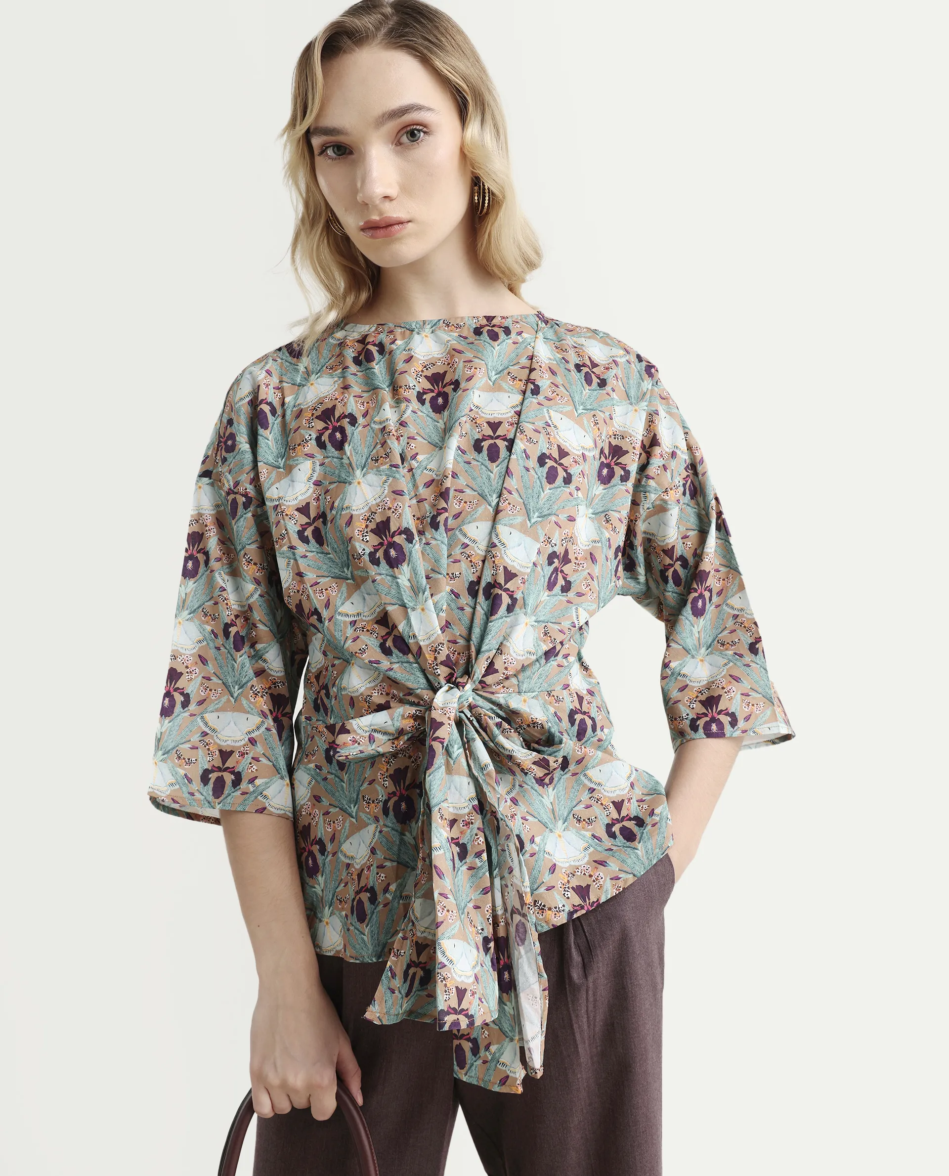 Rareism Women's Talisco Multi Cotton V-Neck Abstract Print Extended Sleeves Relaxed Fit Top - Image 4