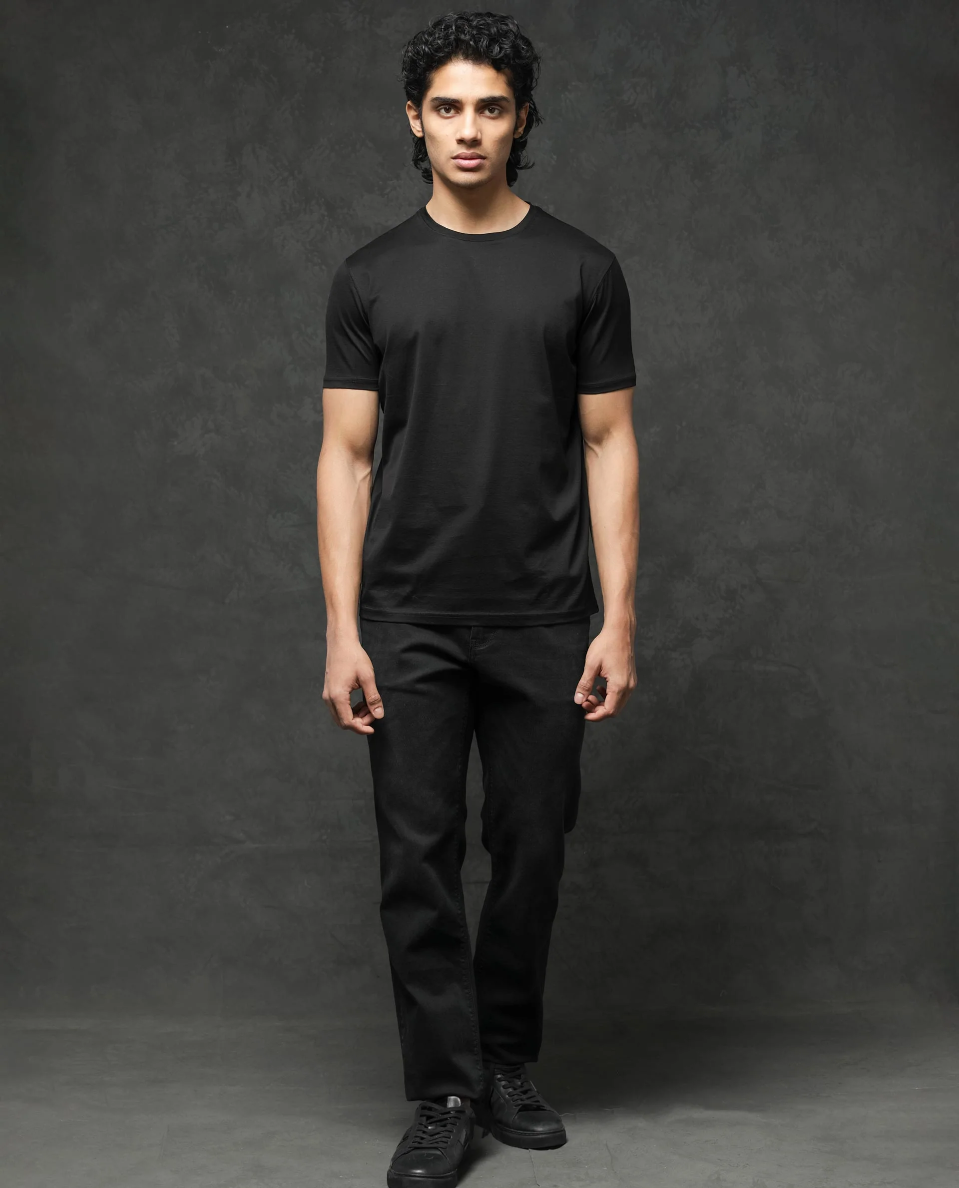 Rare Rabbit Men's Tangos Black Cotton Plain Regular Fit Half Sleeve Crew Neck T-Shirt - Image 9