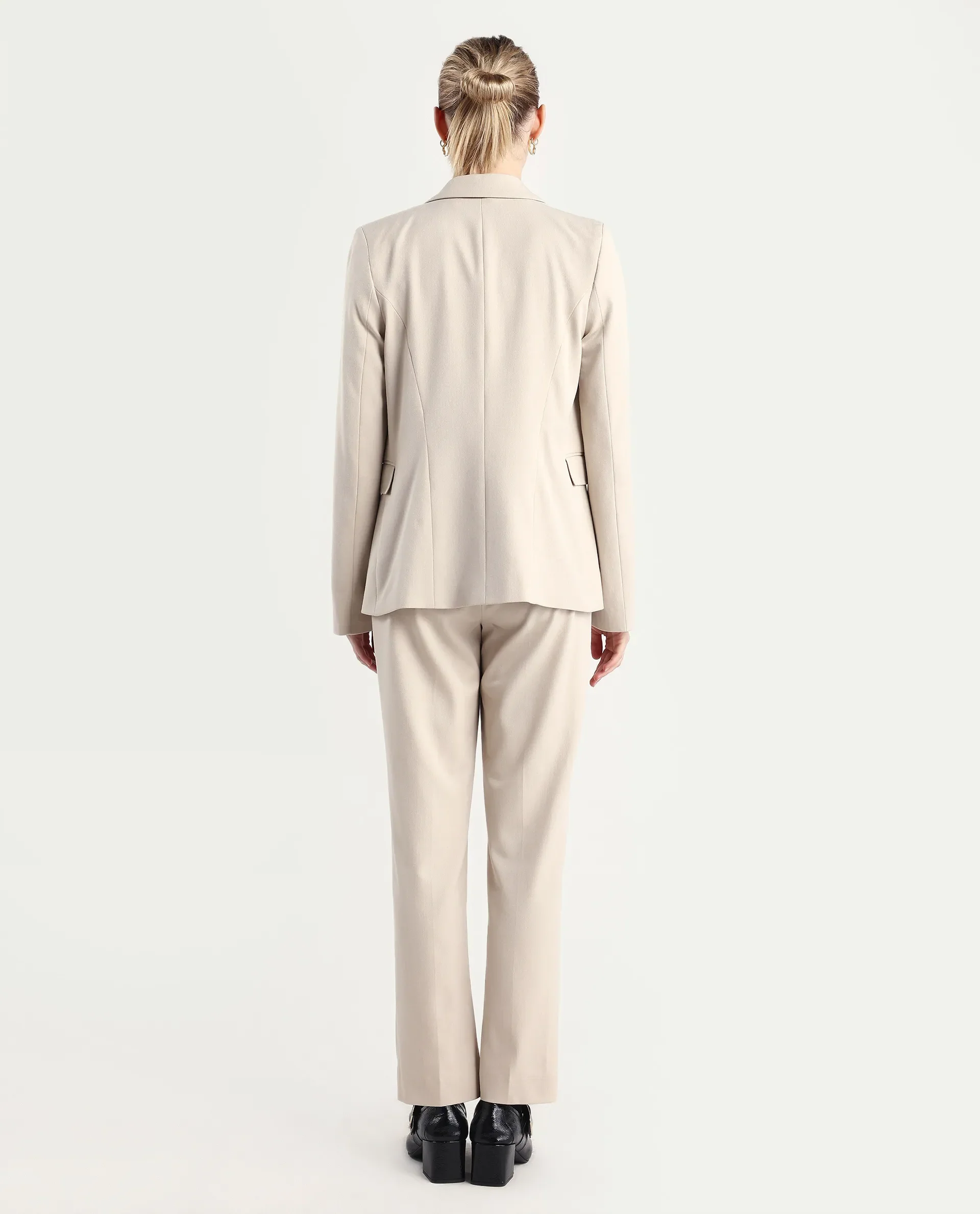 Rareism Women Taper Beige Polyester Blend Button Closure Tapered Fit Plain Travel Trouser - Image 7