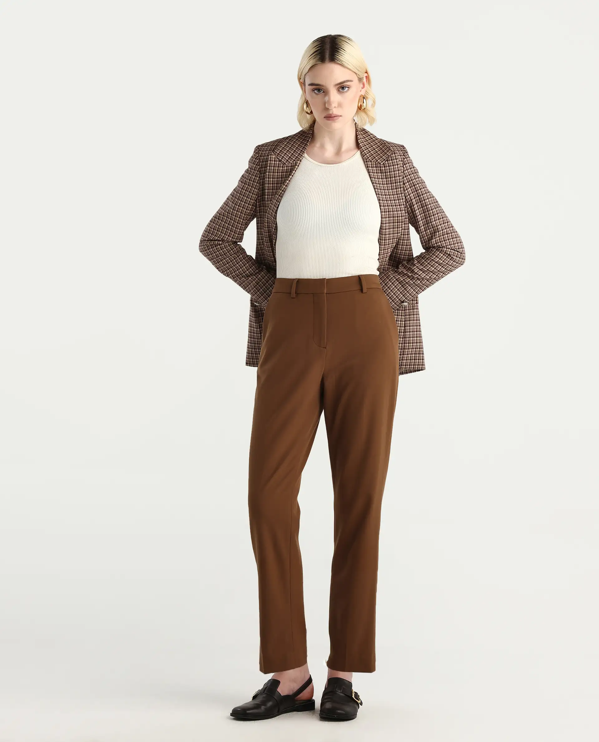 Rareism Women's Taper Light Brown Polyester Blend Tapered Ankle Length Plain Travel Trouser - Image 2