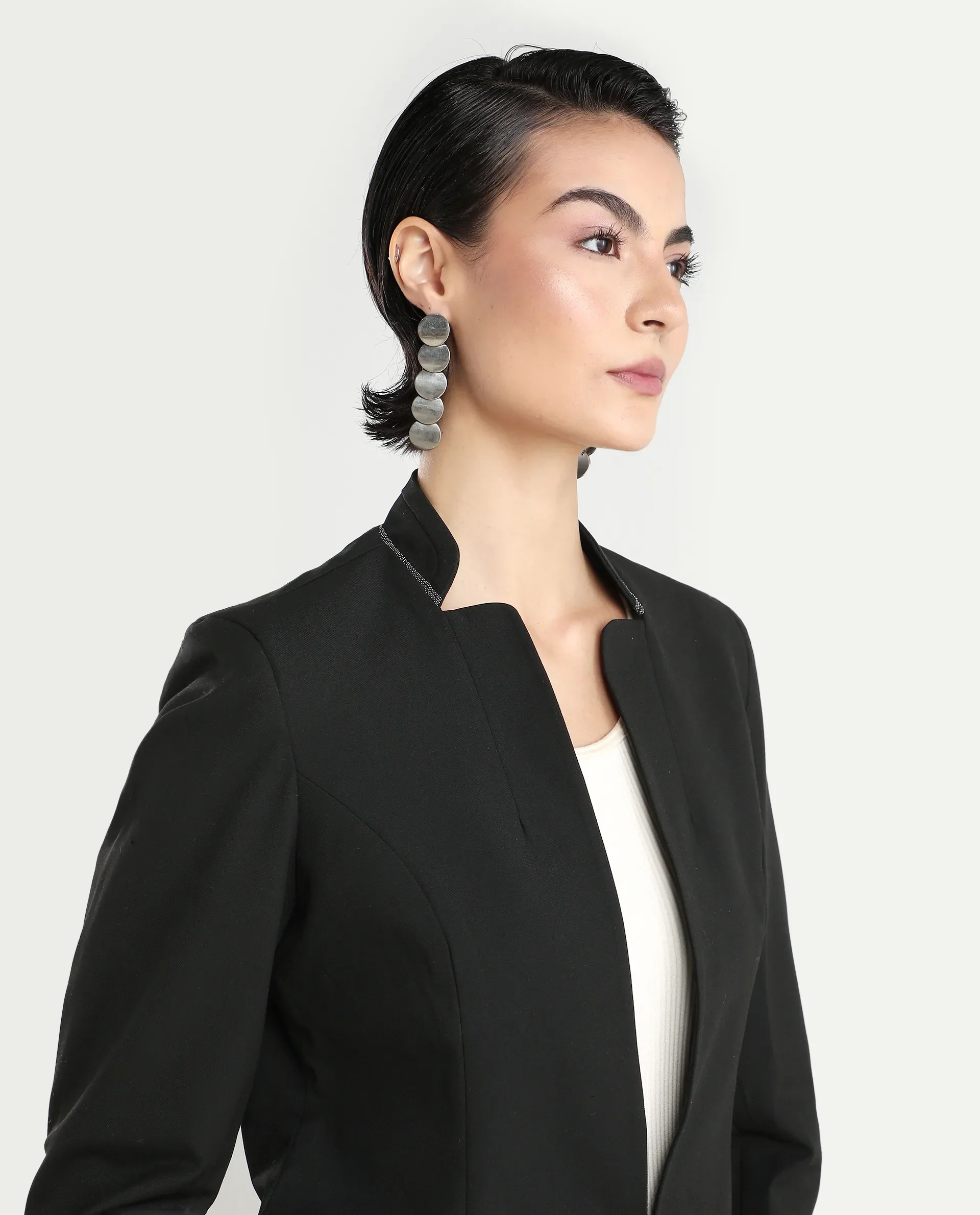 Rareism Women's Tasmania Black Cotton Blend Mandarin Collar Plain Regular Fit Jacket - Image 4