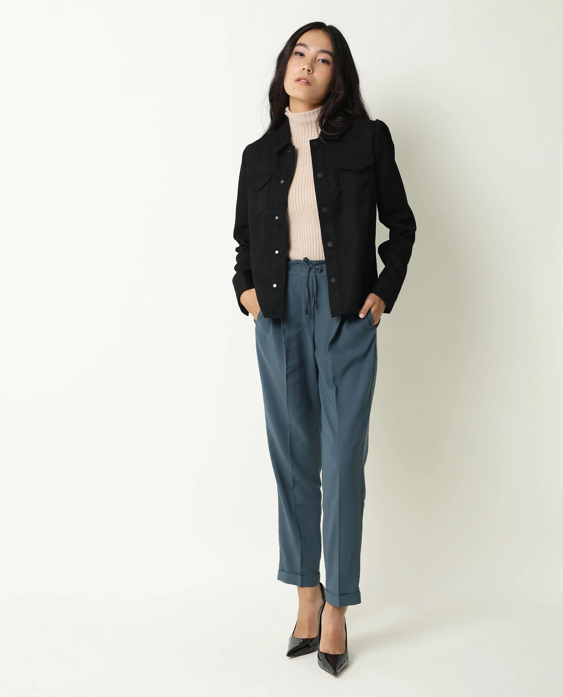 Rareism Women Taz Black Jacket Full Sleeves Solid - Image 11