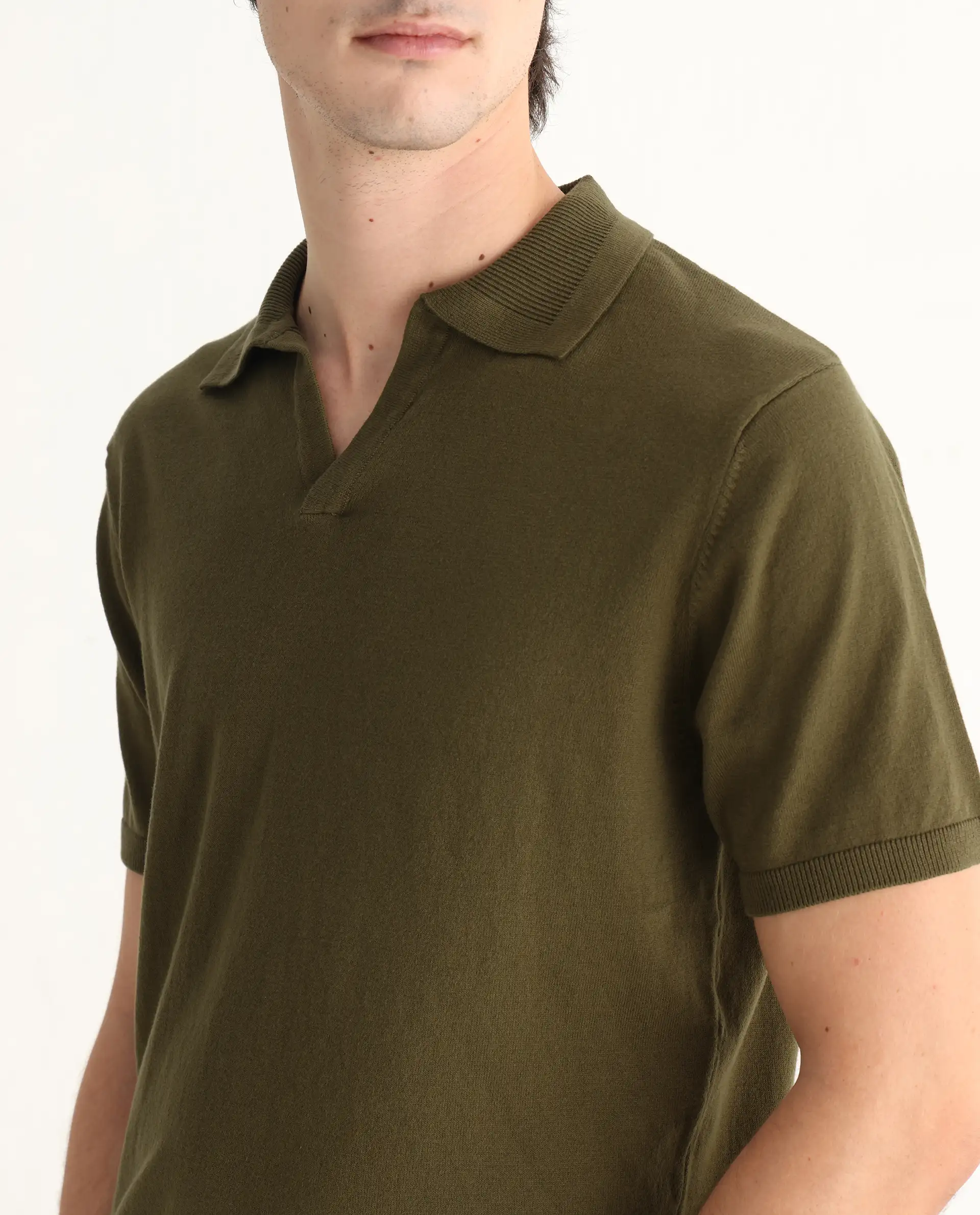 Rare Rabbit Men's Teny Olive Cotton Blend Plain Regular Fit Half Sleeve Polo - Image 3