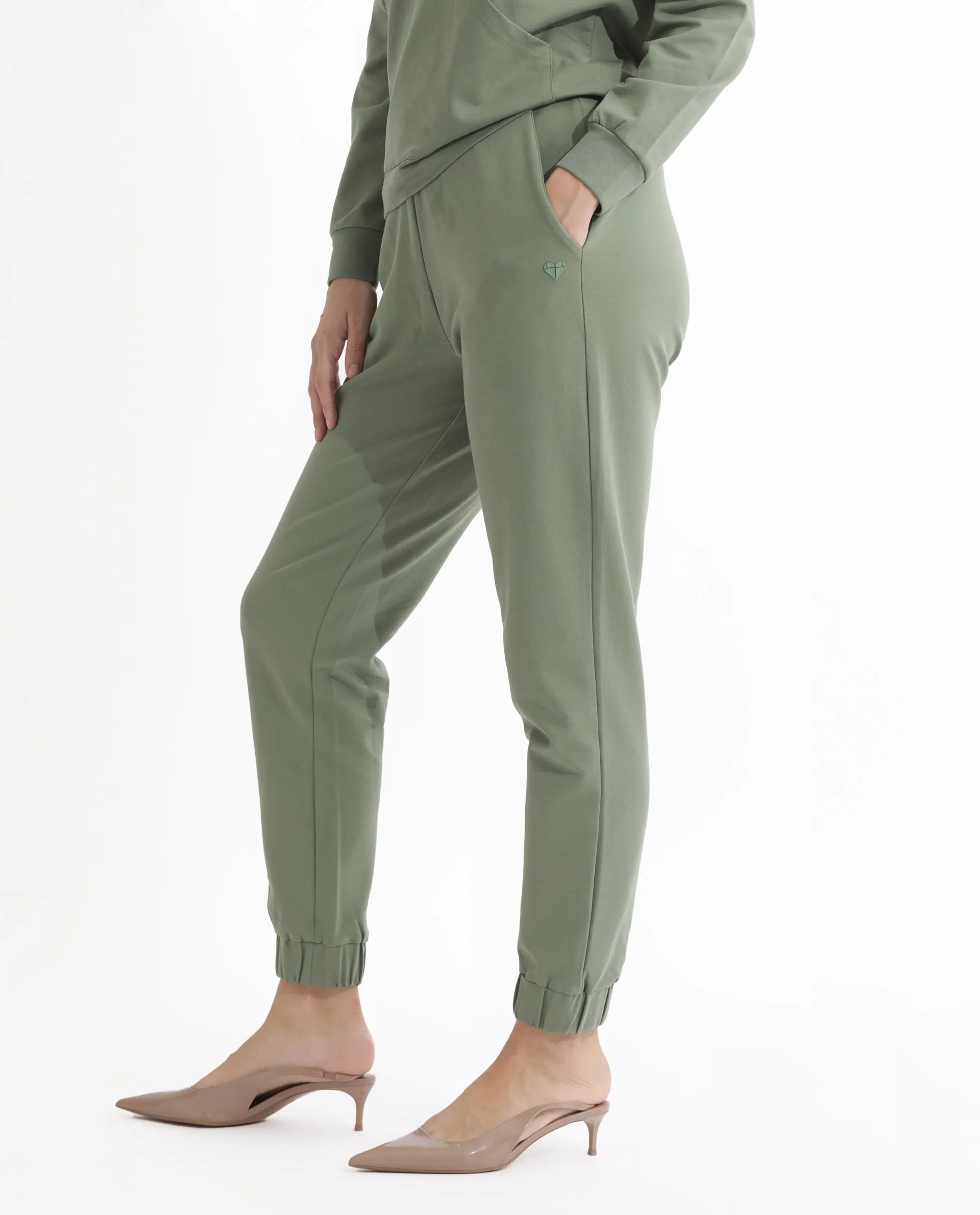 Rareism Women's Terac Dusky Green Polyester Blend Plain Ankle Length Regular Fit Track Pant - Image 3