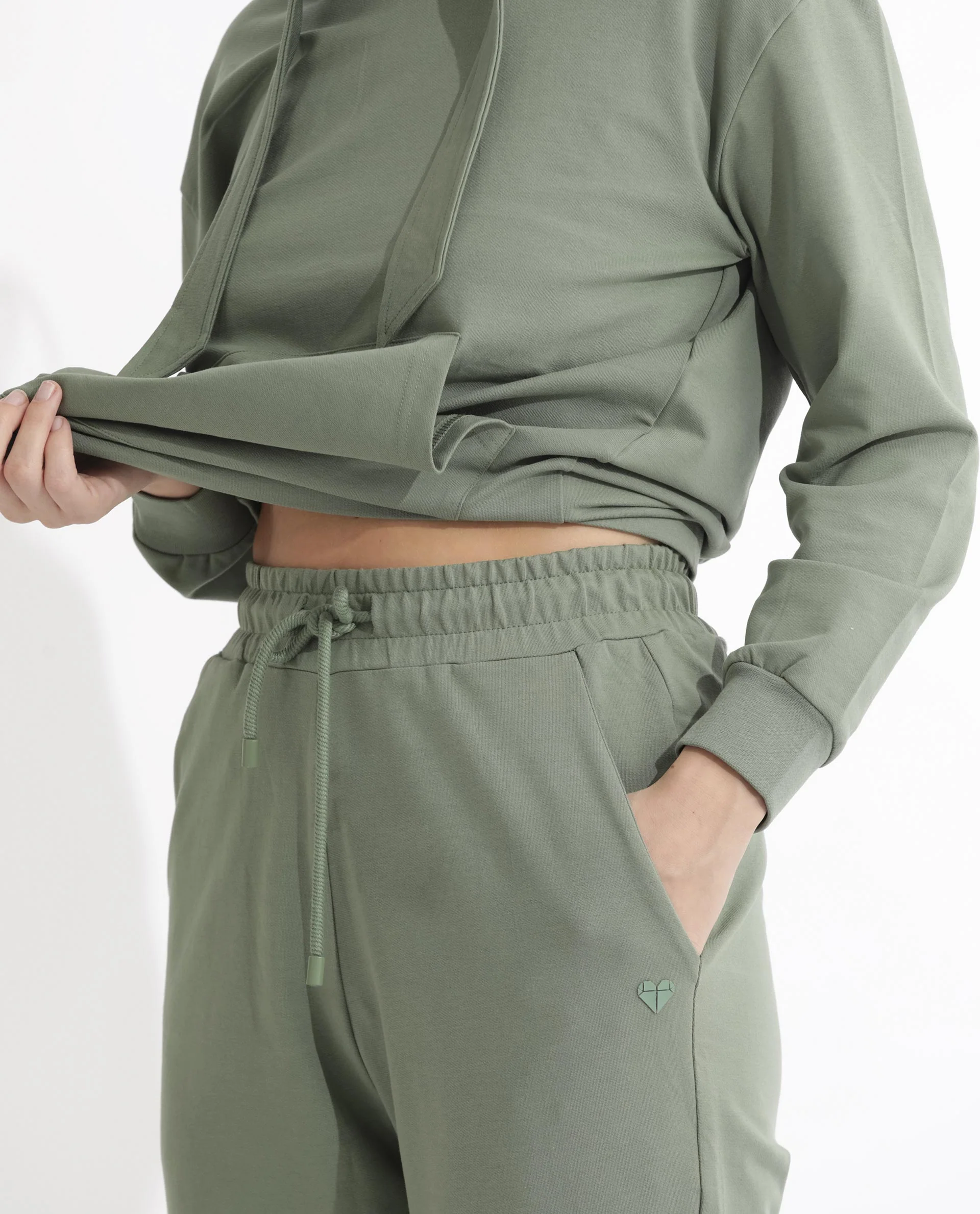 Rareism Women's Terac Dusky Green Polyester Blend Plain Ankle Length Regular Fit Track Pant - Image 6
