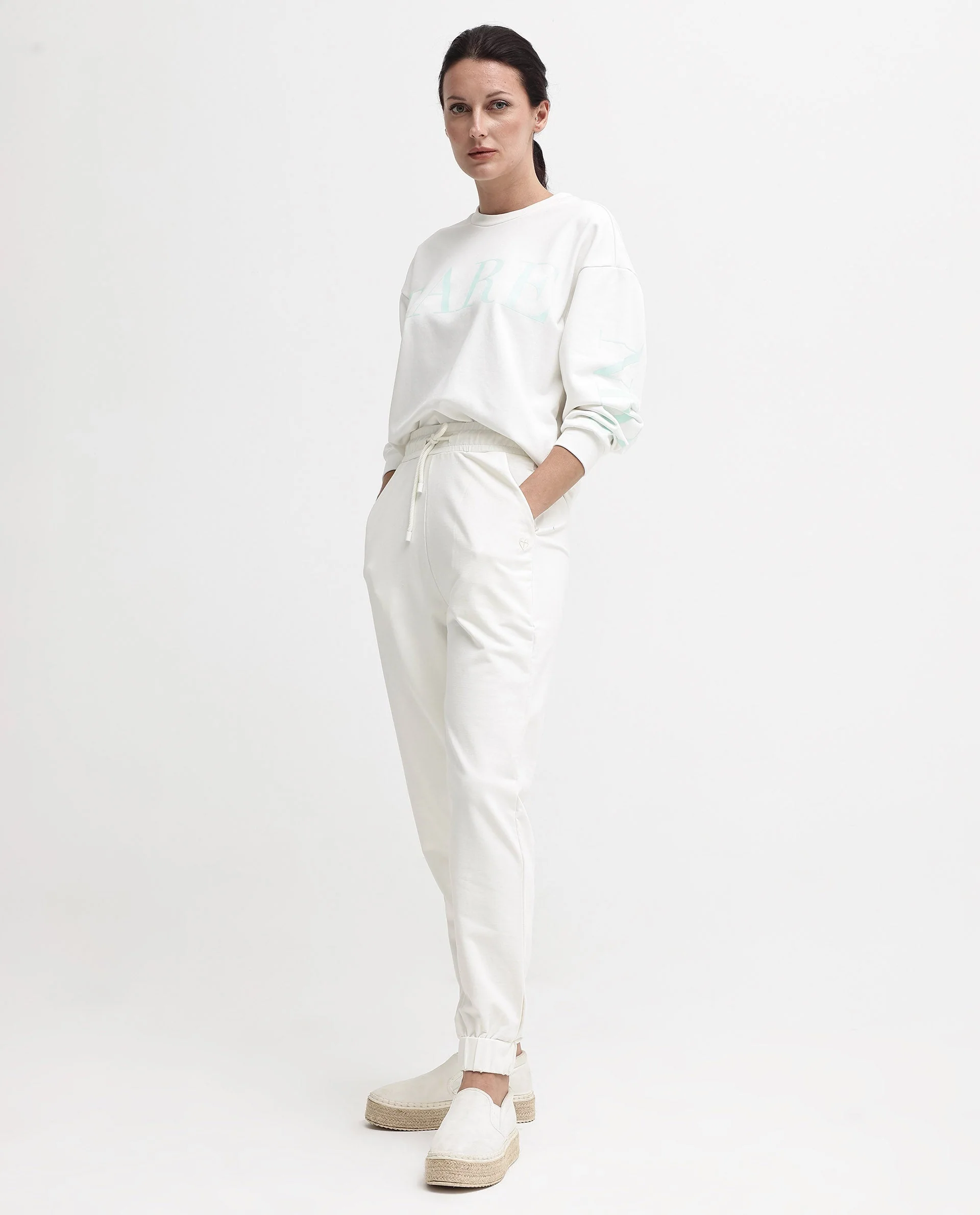 Rareism Women's Terac Off White Polyester Blend Plain Ankle Length Regular Fit Track Pant - Image 8