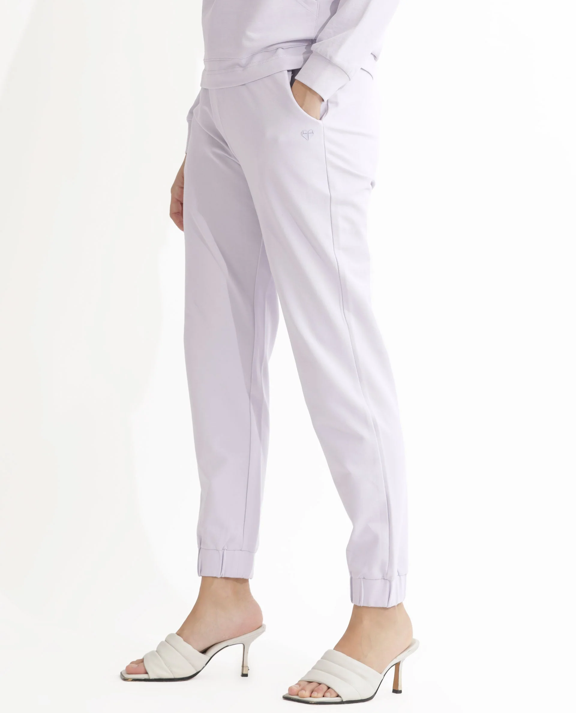 Rareism Women's Terac Pastel Purple Polyester Blend Plain Ankle Length Regular Fit Track Pant - Image 4