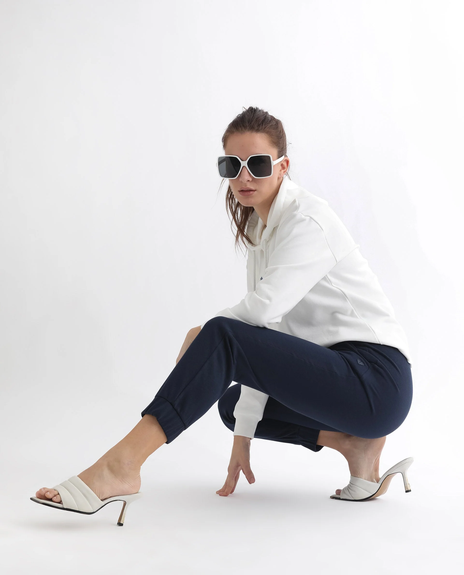 Rareism Women's Terac T Navy Polyester Blend Plain Ankle Length Regular Fit Track Pant - Image 12