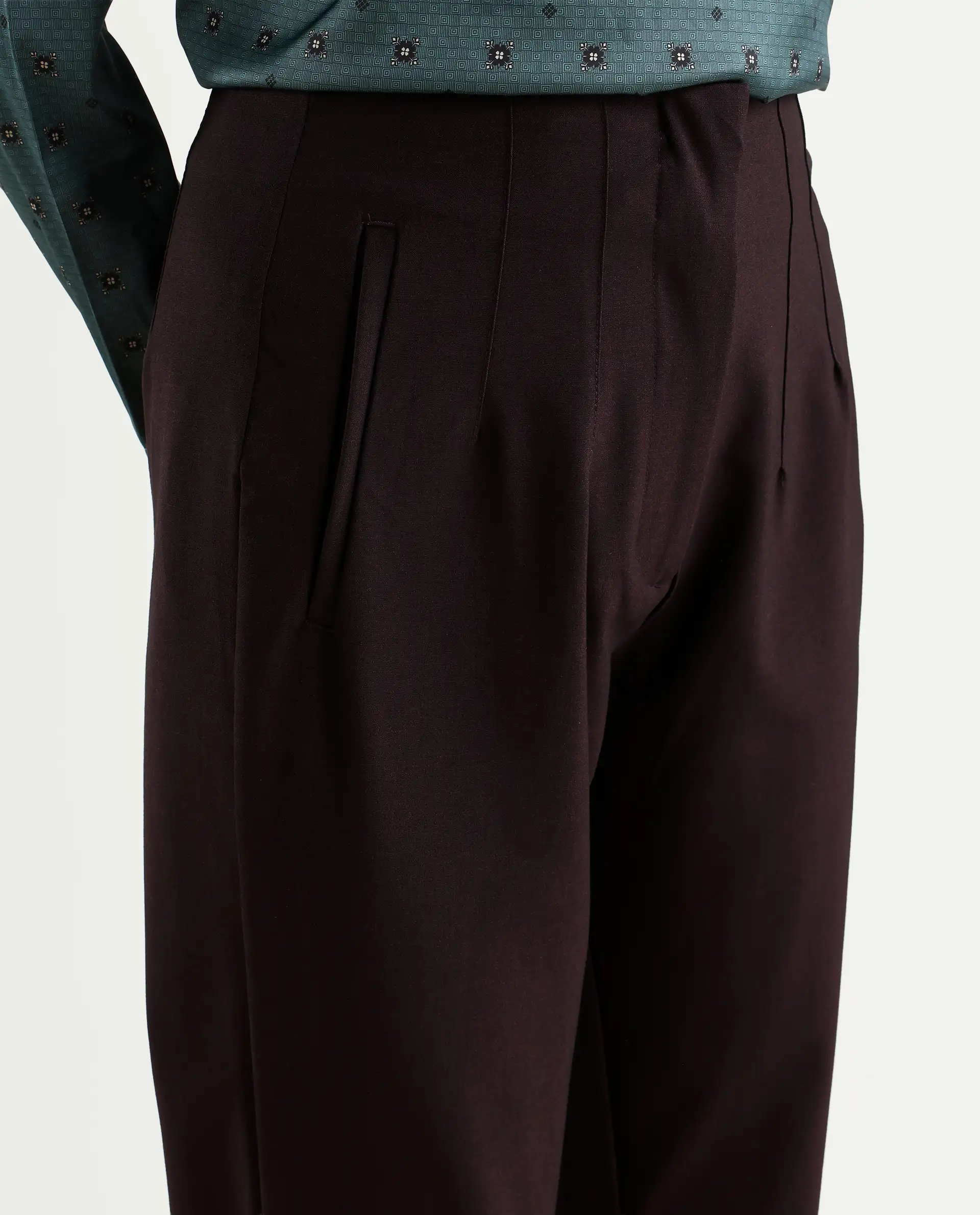 Rareism Women's Thompson Maroon Cotton Plain Ankle Length Tapered Trouser - Image 3
